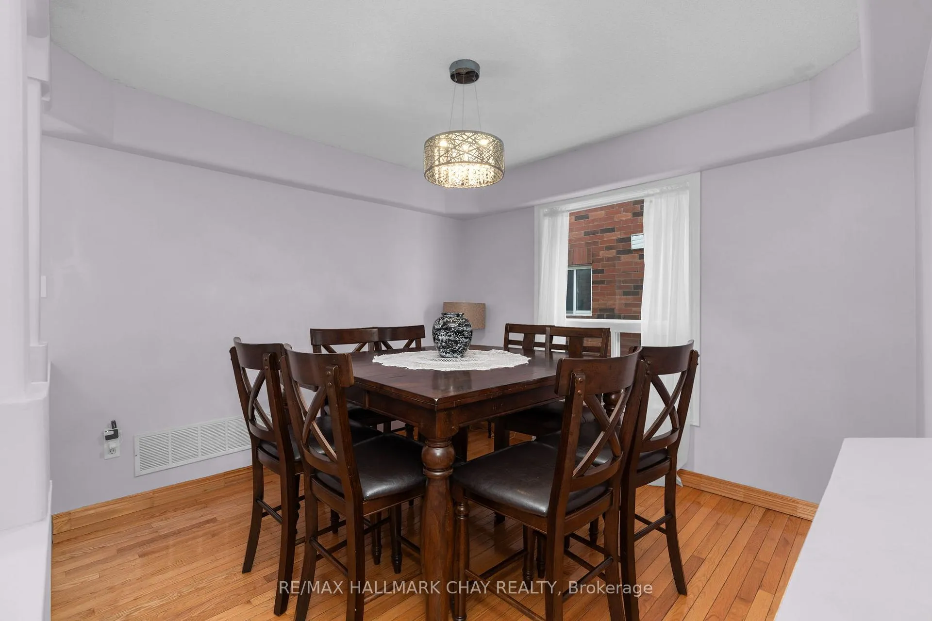 Photo 8 of 1324 Forest Street, Innisfil, Alcona — HOMEH