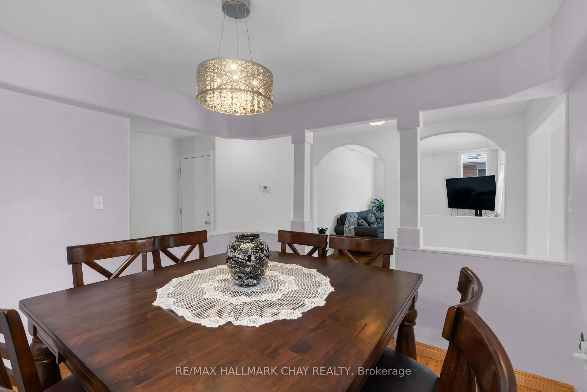 Photo 9 of 1324 Forest Street, Innisfil, Alcona — HOMEH