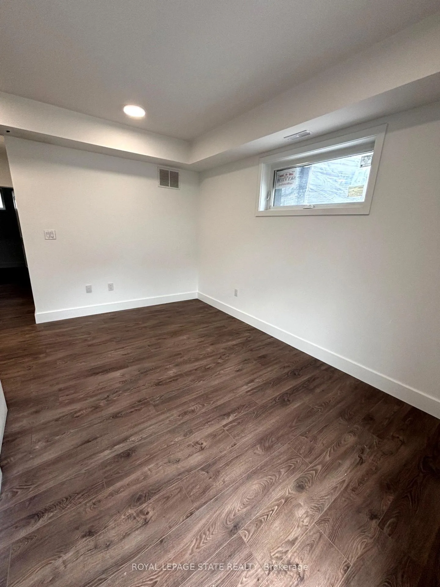 Photo 6 of Unit 115, 6638 Mcleod Road, Niagara Falls, Oldfield — HOMEH