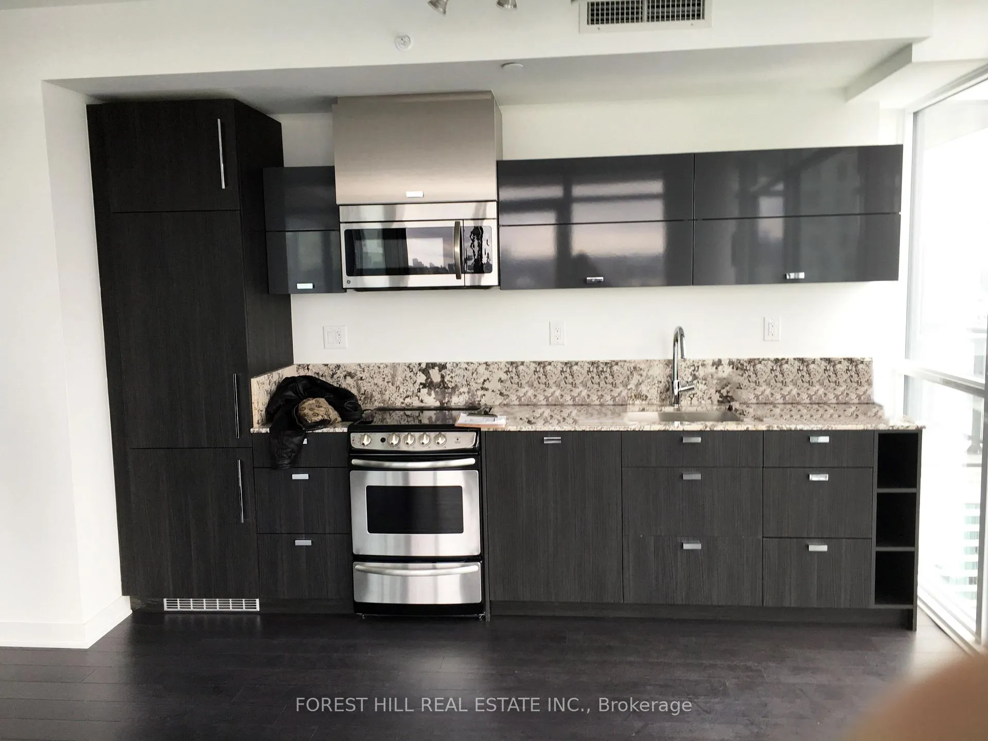 Photo 1 of Unit 3104, 290 Adelaide Street W, Toronto, Waterfront Communities — HOMEH