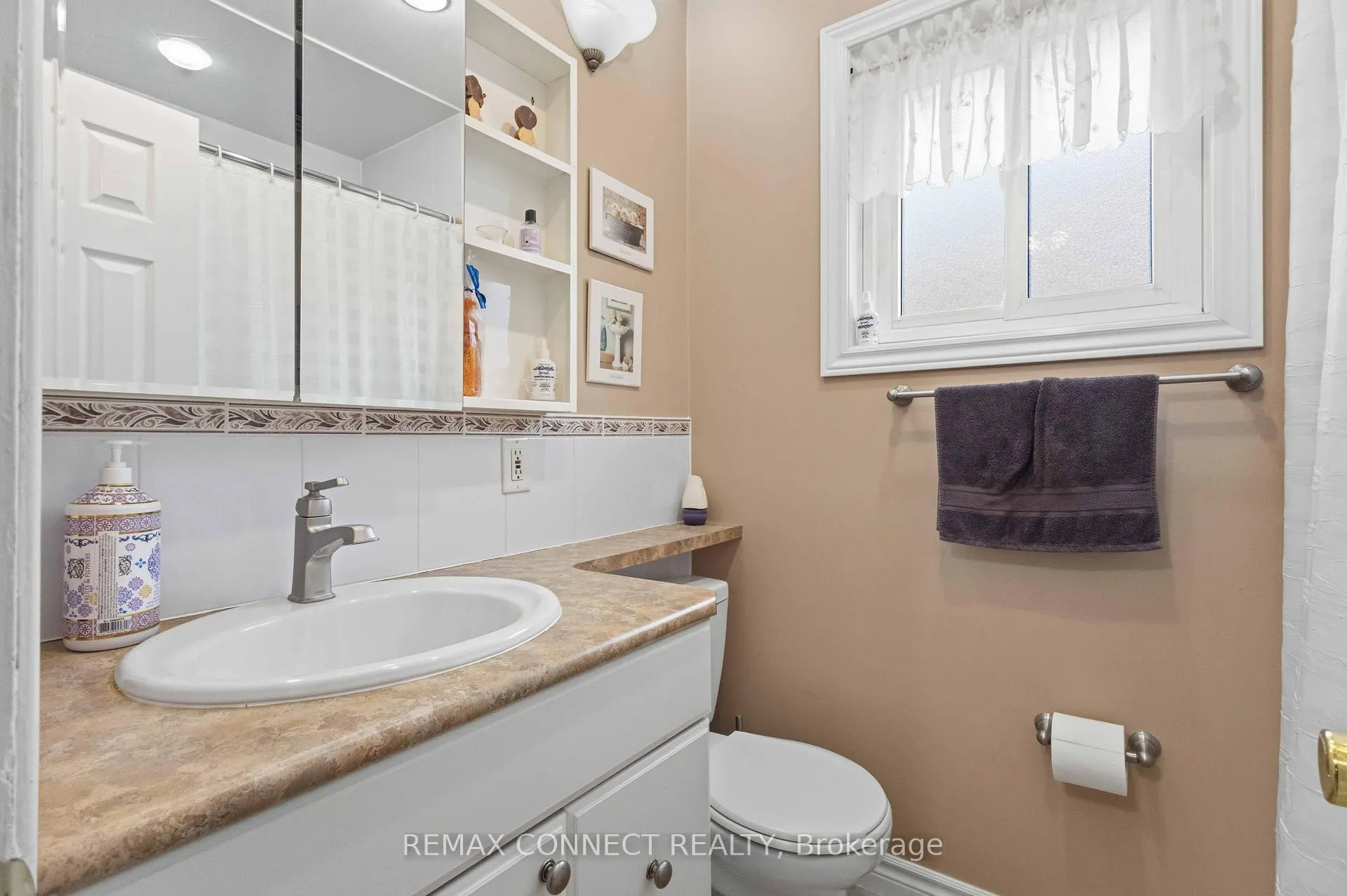 Photo 21 of 1805 Woodview Avenue, Pickering, Highbush — HOMEH