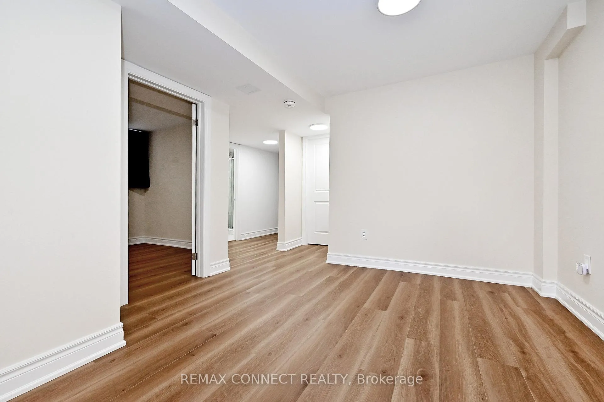 Photo 12 of 1788 Shelburne Street, Oshawa, Samac — HOMEH