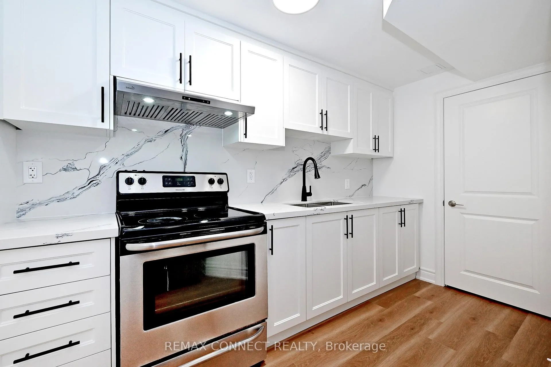 Photo 13 of 1788 Shelburne Street, Oshawa, Samac — HOMEH