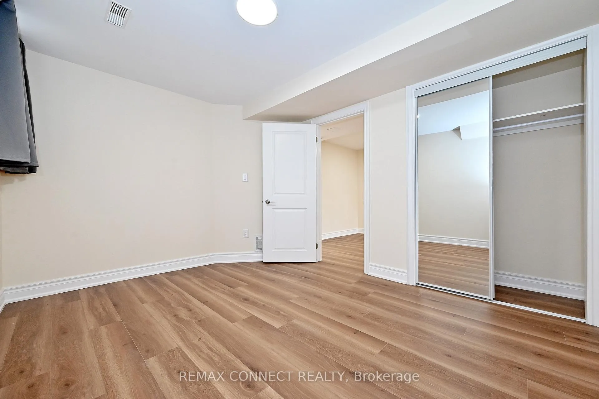 Photo 30 of 1788 Shelburne Street, Oshawa, Samac — HOMEH