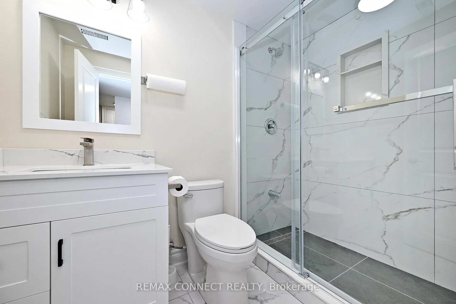 Photo 32 of 1788 Shelburne Street, Oshawa, Samac — HOMEH