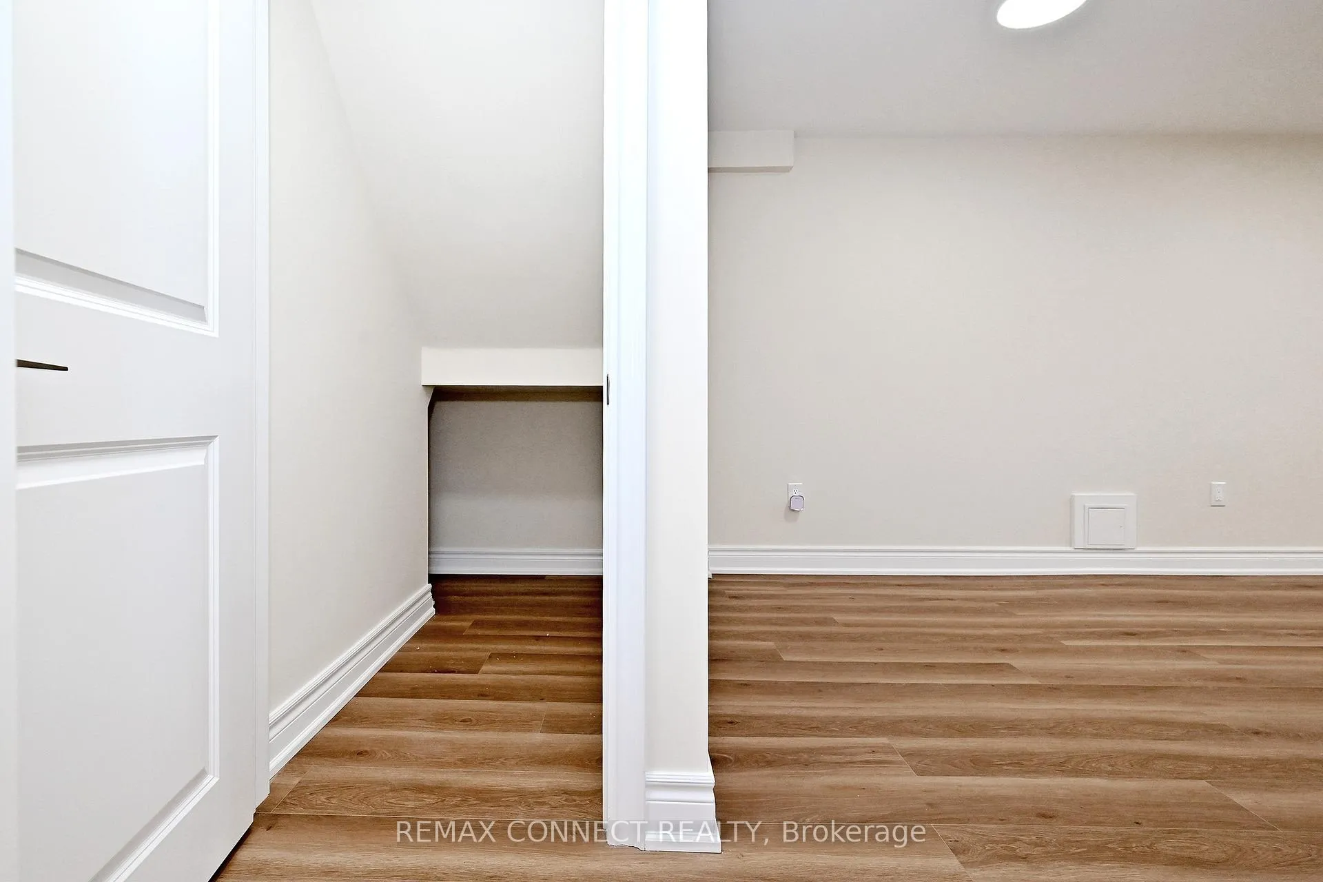 Photo 37 of 1788 Shelburne Street, Oshawa, Samac — HOMEH