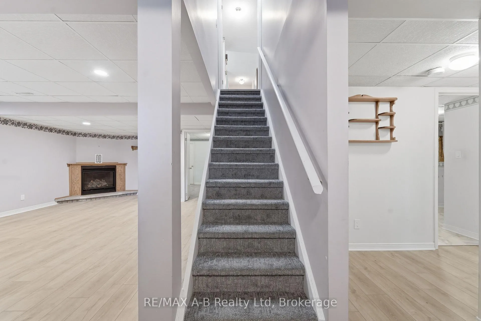 Photo 19 of 178 Toronto Street E, West Perth, Mitchell — HOMEH