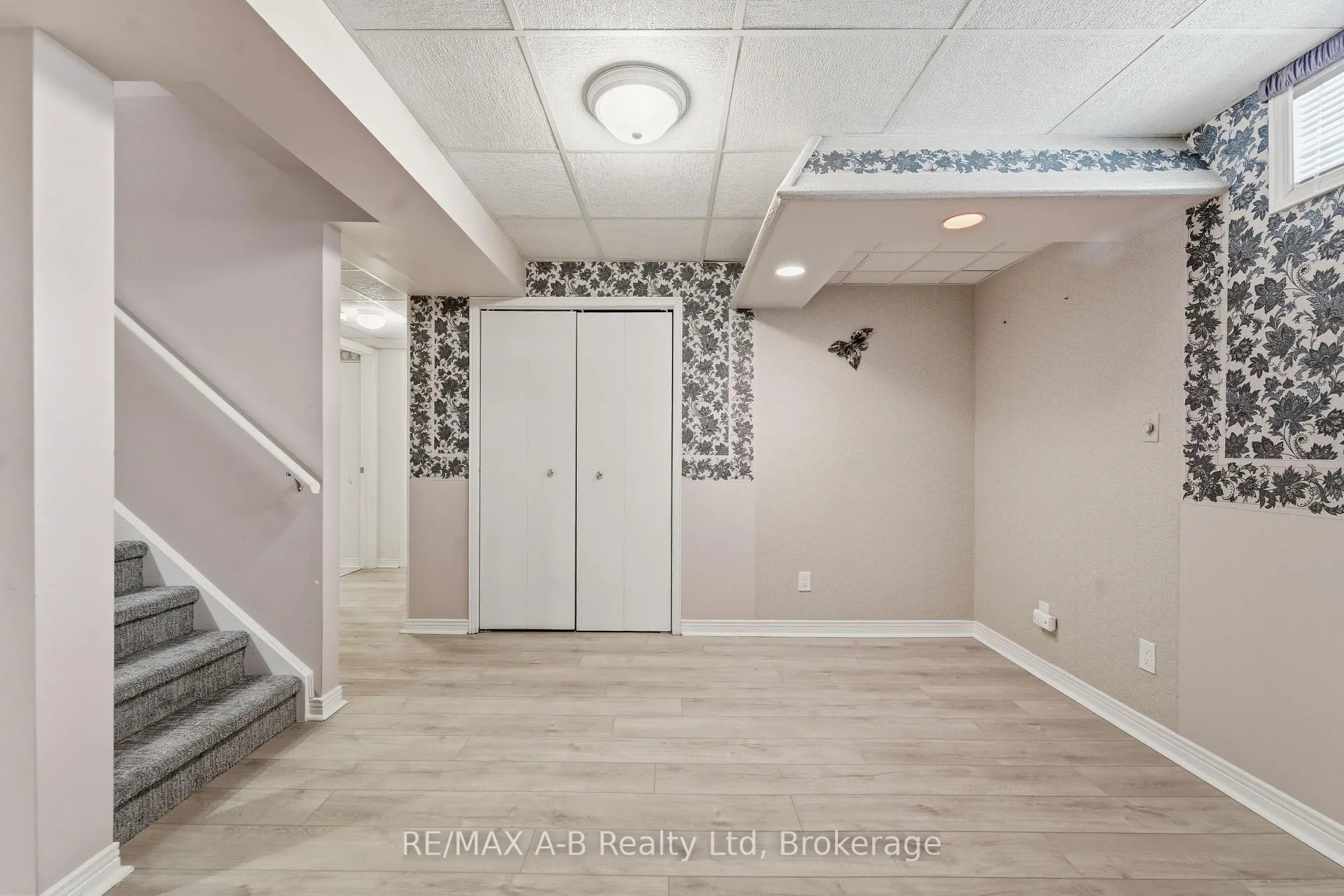 Photo 20 of 178 Toronto Street E, West Perth, Mitchell — HOMEH
