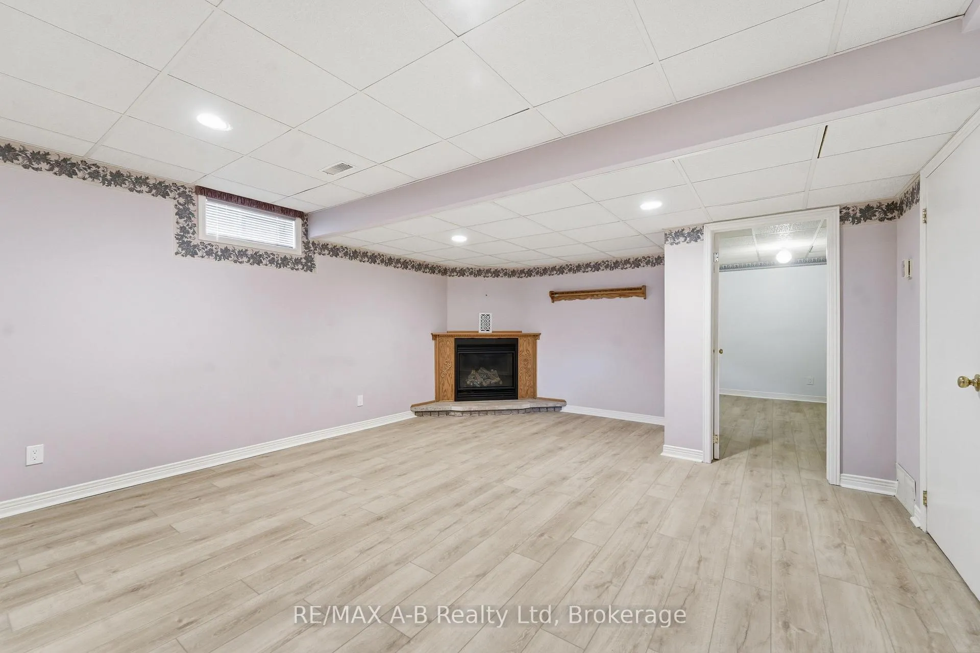 Photo 21 of 178 Toronto Street E, West Perth, Mitchell — HOMEH