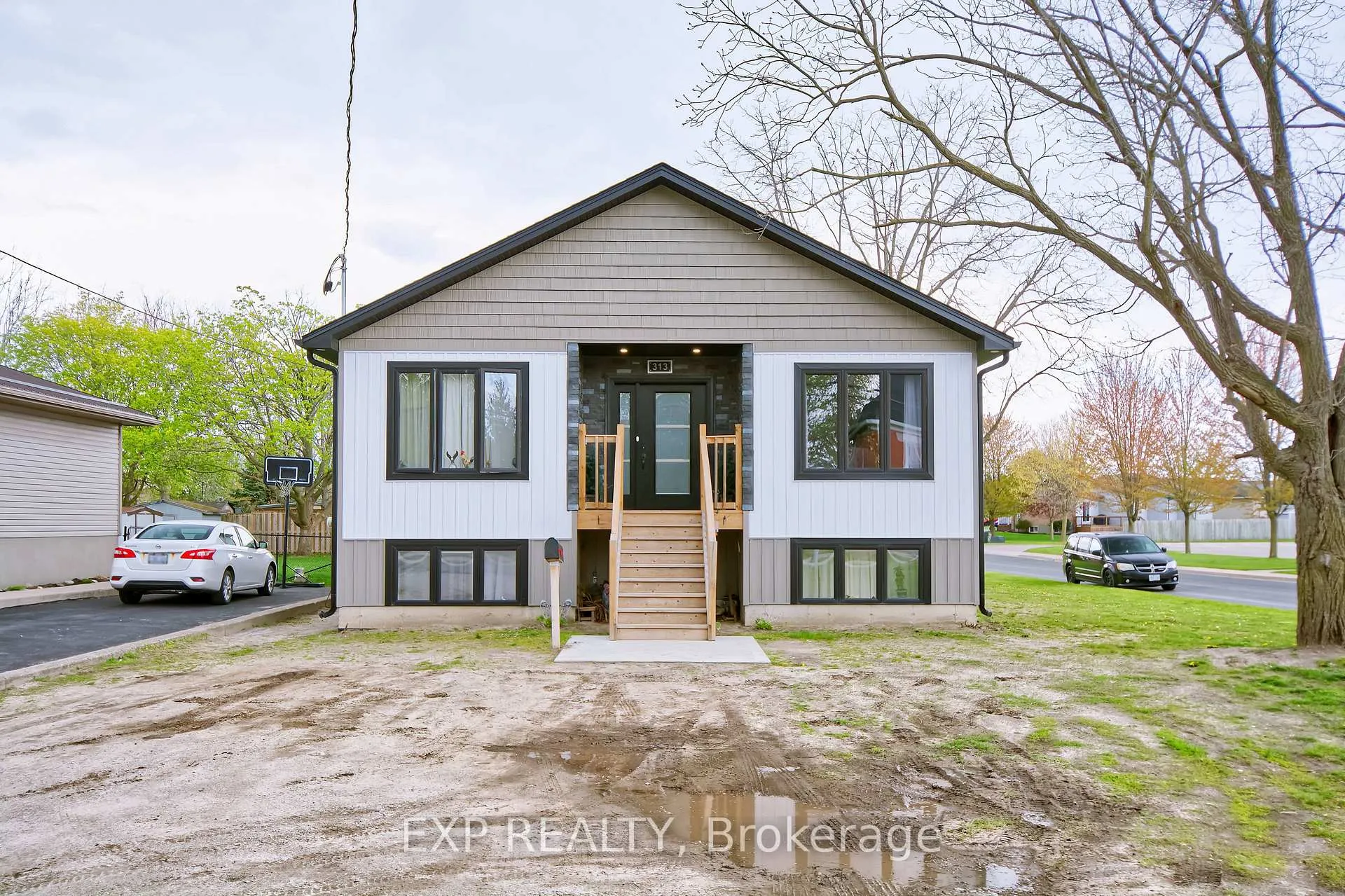 Photo 2 of 313 John Street S, Aylmer — HOMEH
