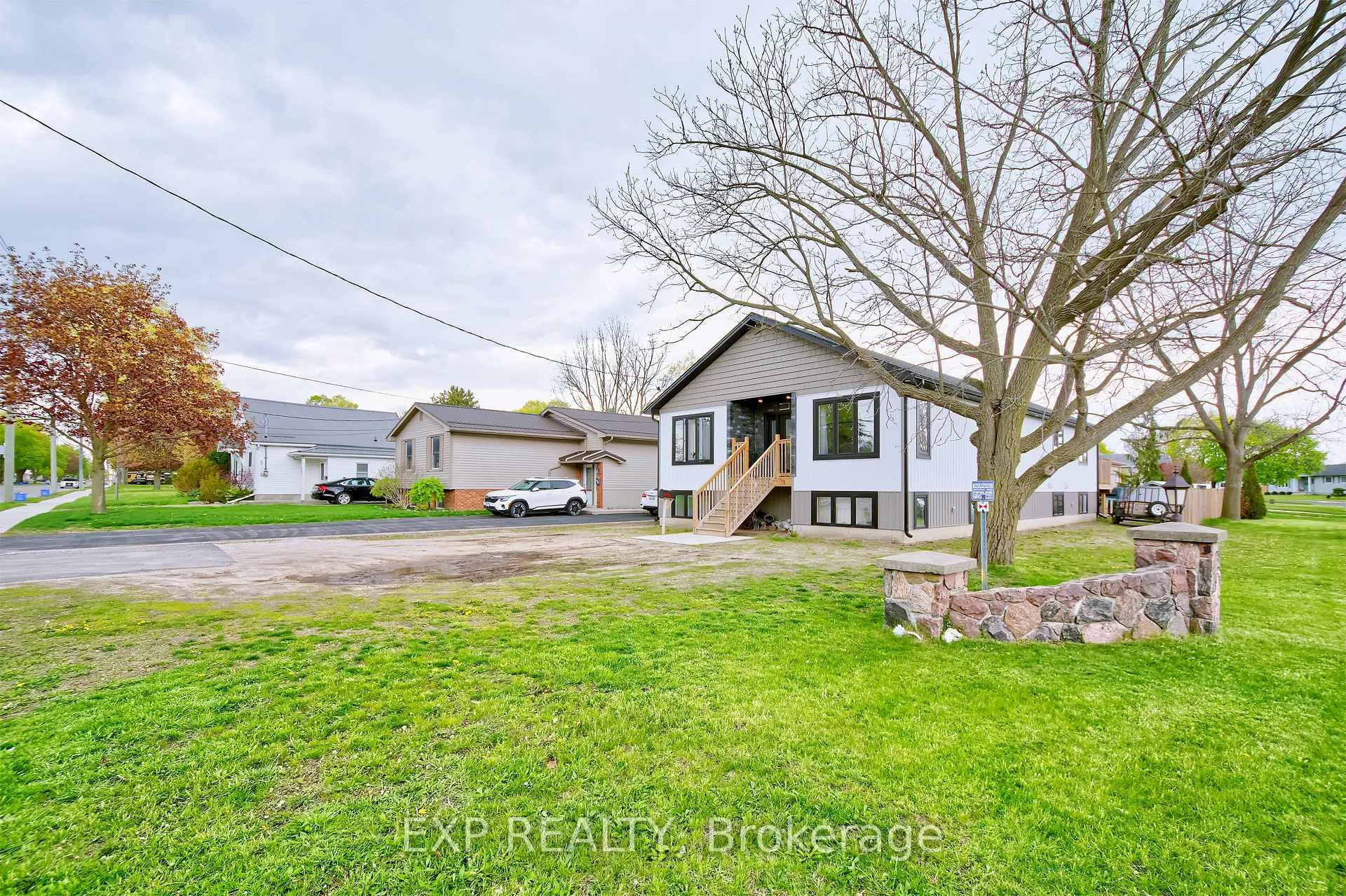 Photo 1 of 313 John Street S, Aylmer — HOMEH