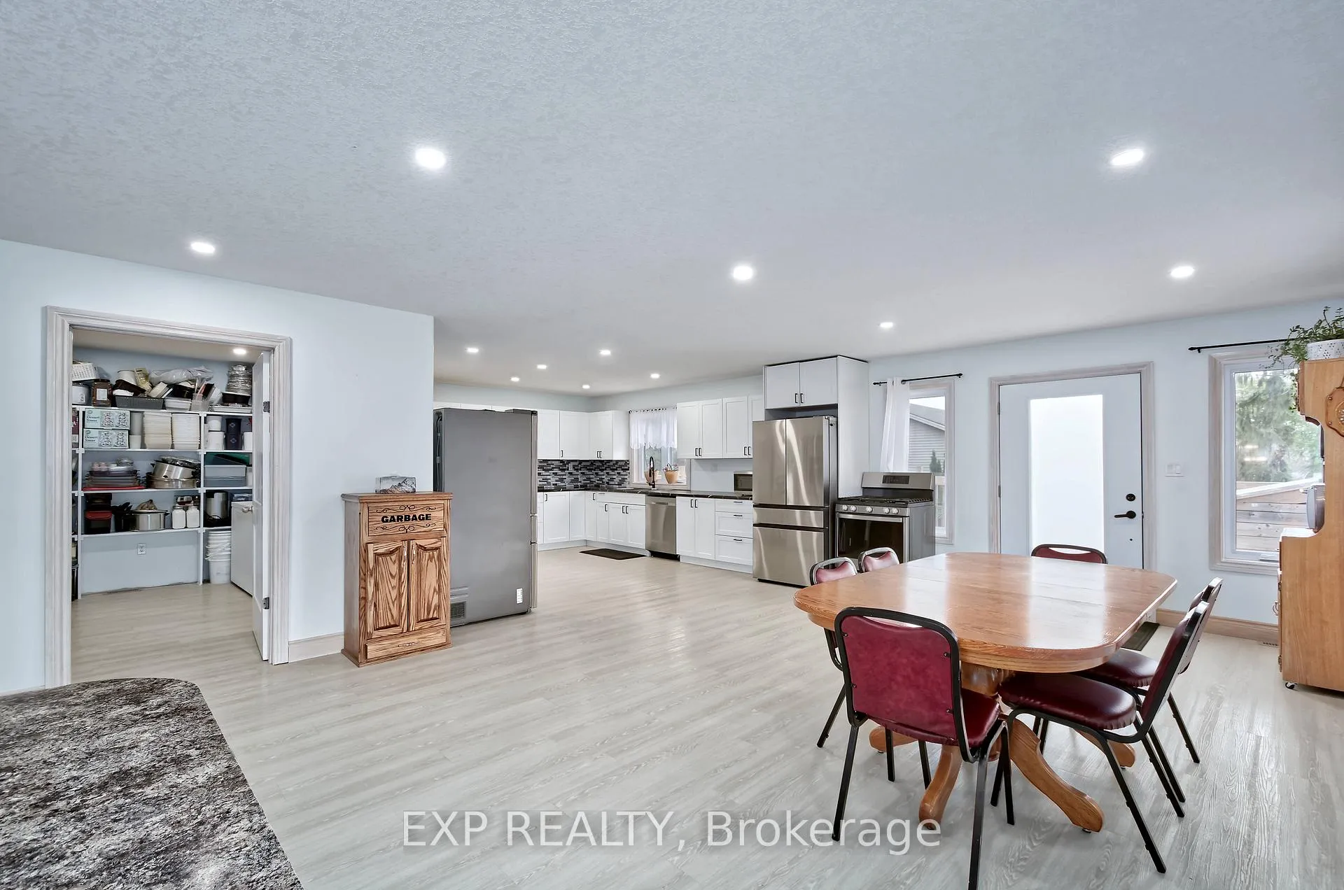 Photo 11 of 313 John Street S, Aylmer — HOMEH