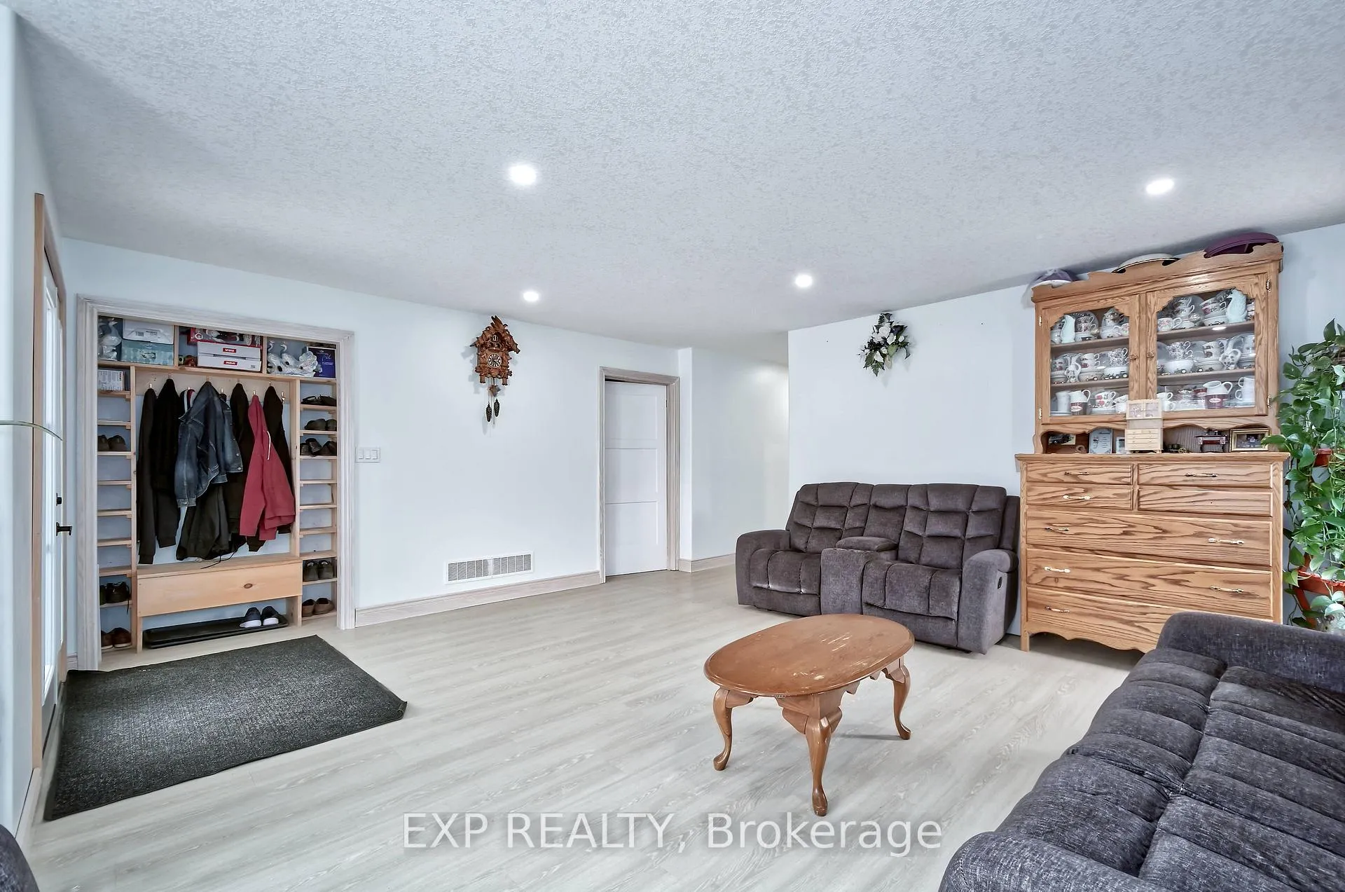 Photo 12 of 313 John Street S, Aylmer — HOMEH