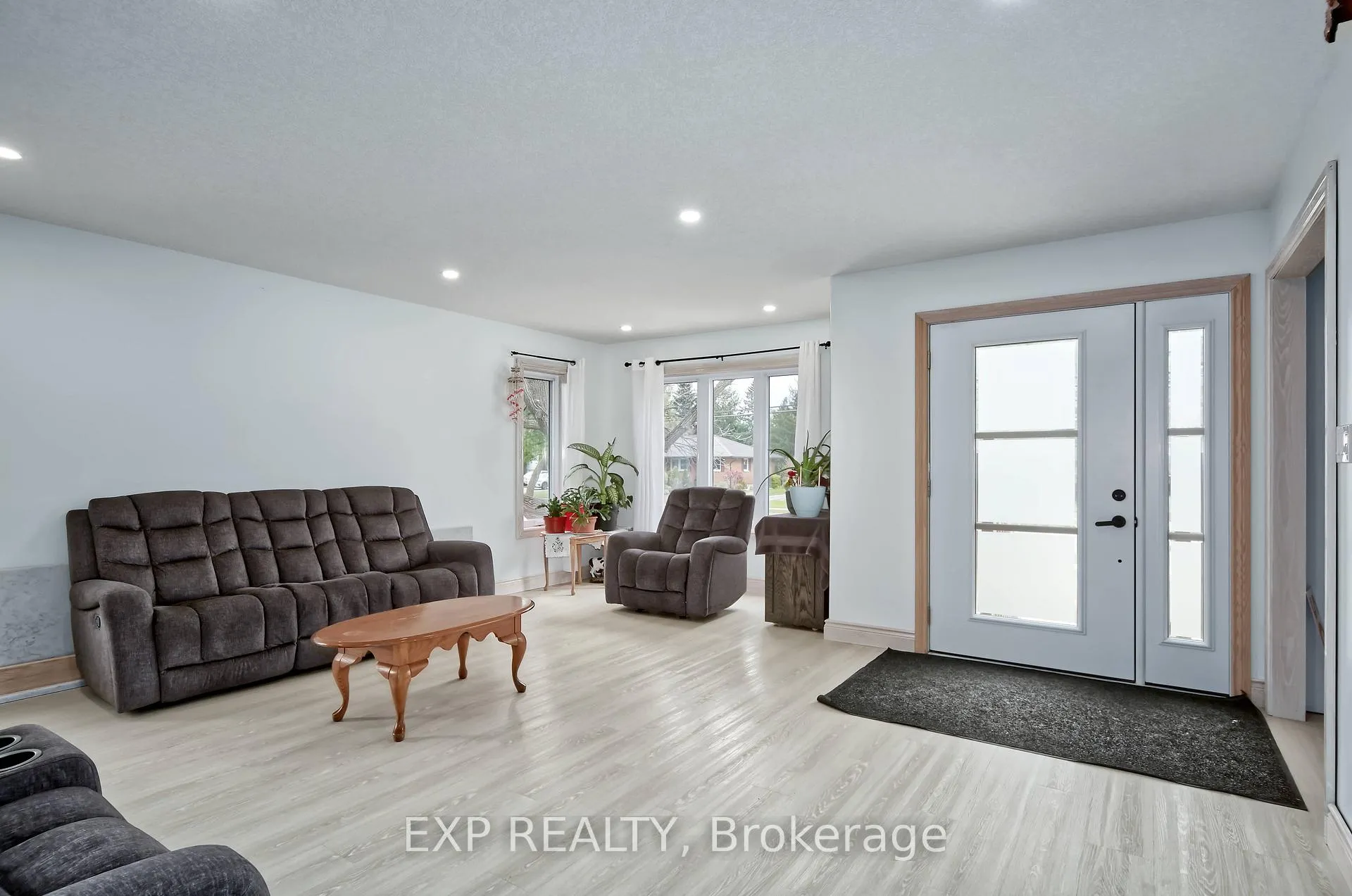 Photo 13 of 313 John Street S, Aylmer — HOMEH