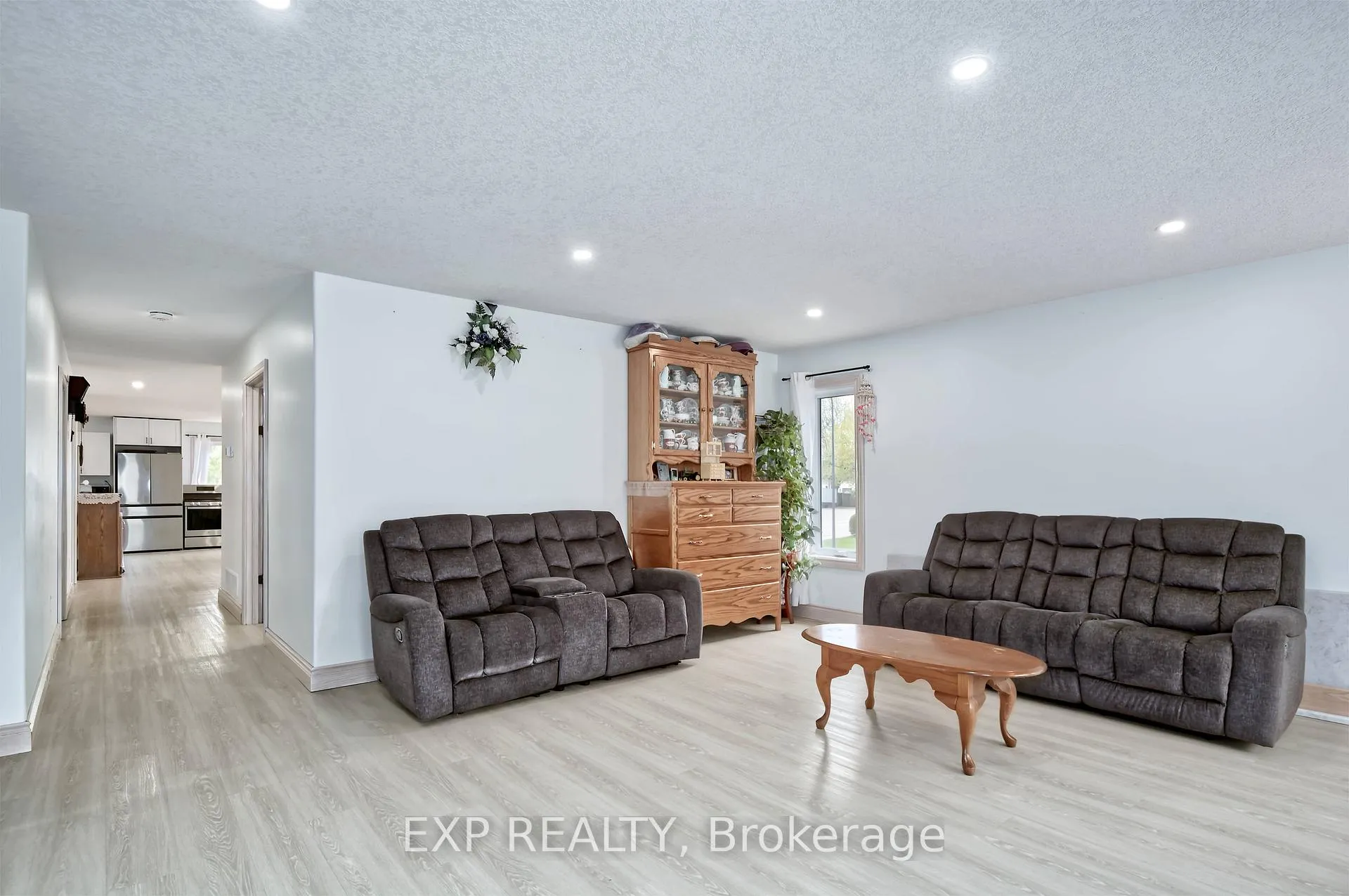 Photo 15 of 313 John Street S, Aylmer — HOMEH