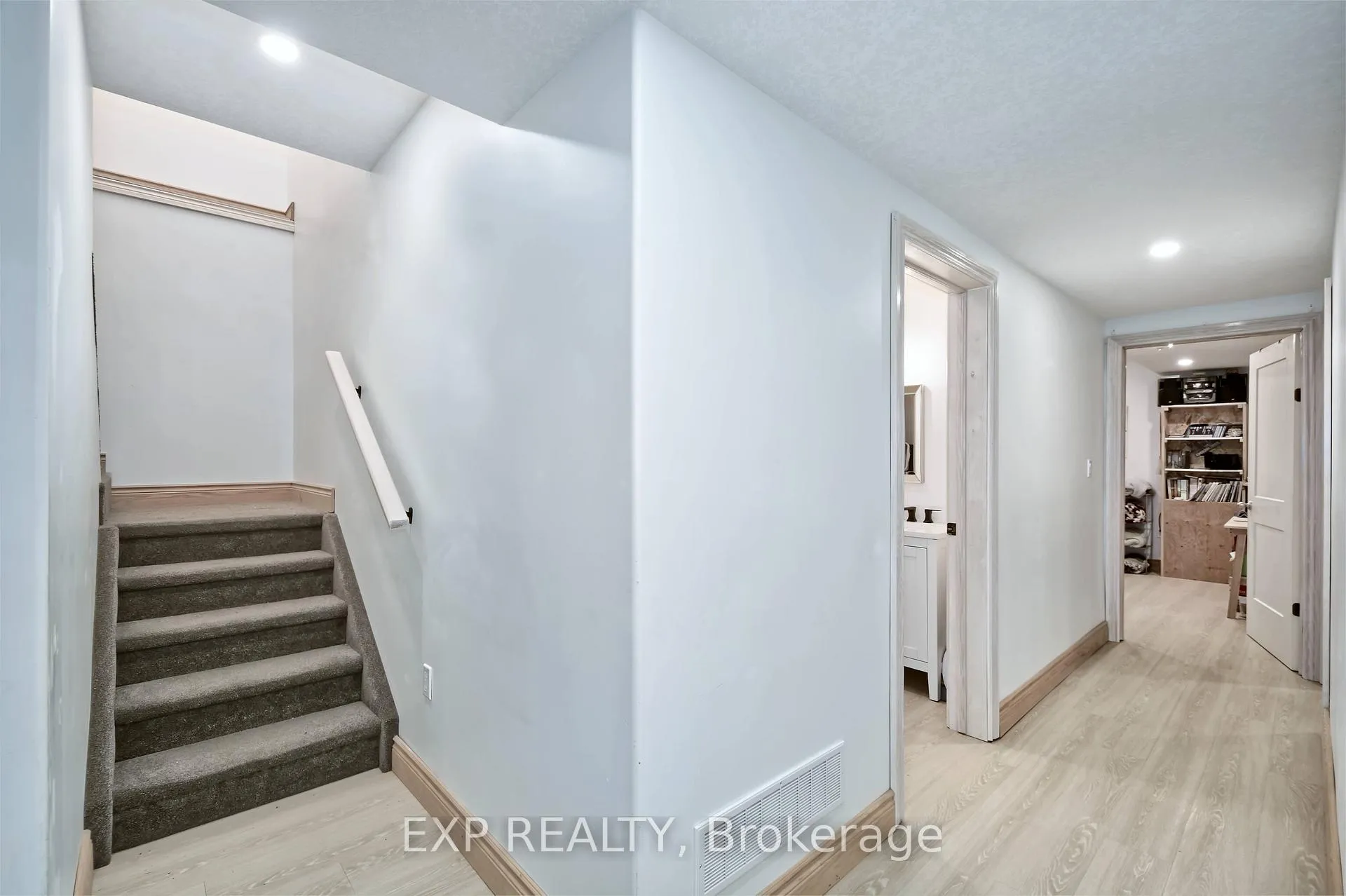 Photo 24 of 313 John Street S, Aylmer — HOMEH