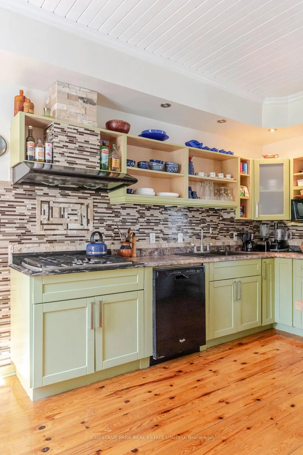 Photo 15 of 62 Consecon Street, Prince Edward County, Wellington Ward — HOMEH