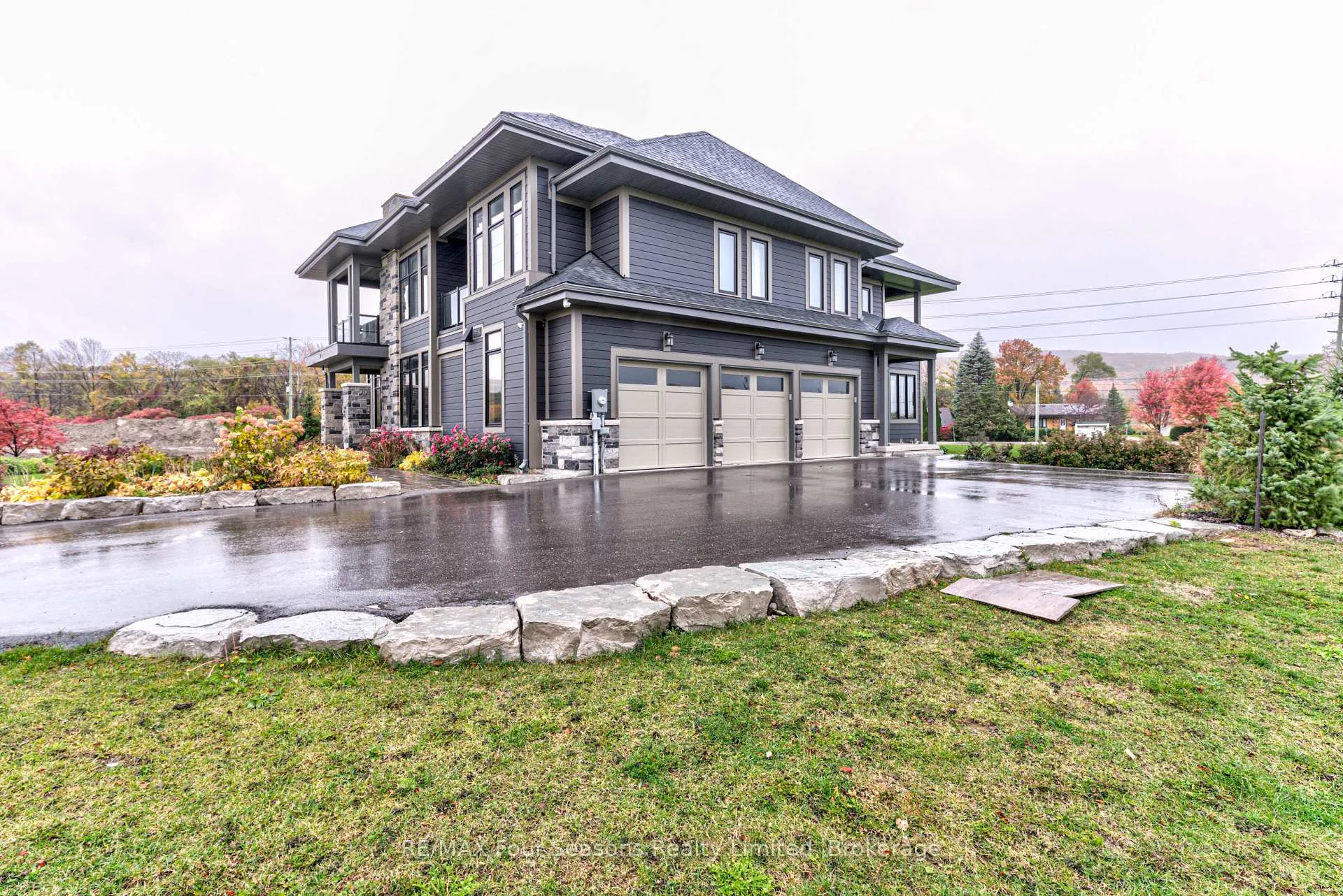 Photo 57 of 9 Windrose Valley Boulevard, Clearview, Rural Clearview — HOMEH