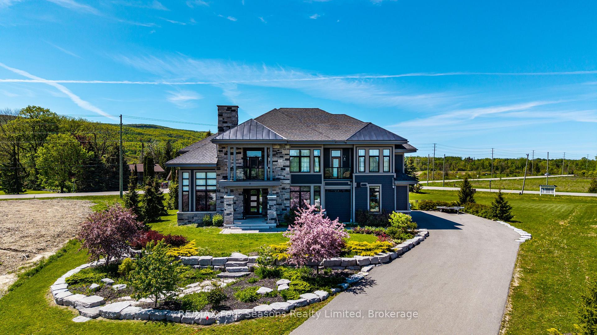 Photo 2 of 9 Windrose Valley Boulevard, Clearview, Rural Clearview — HOMEH
