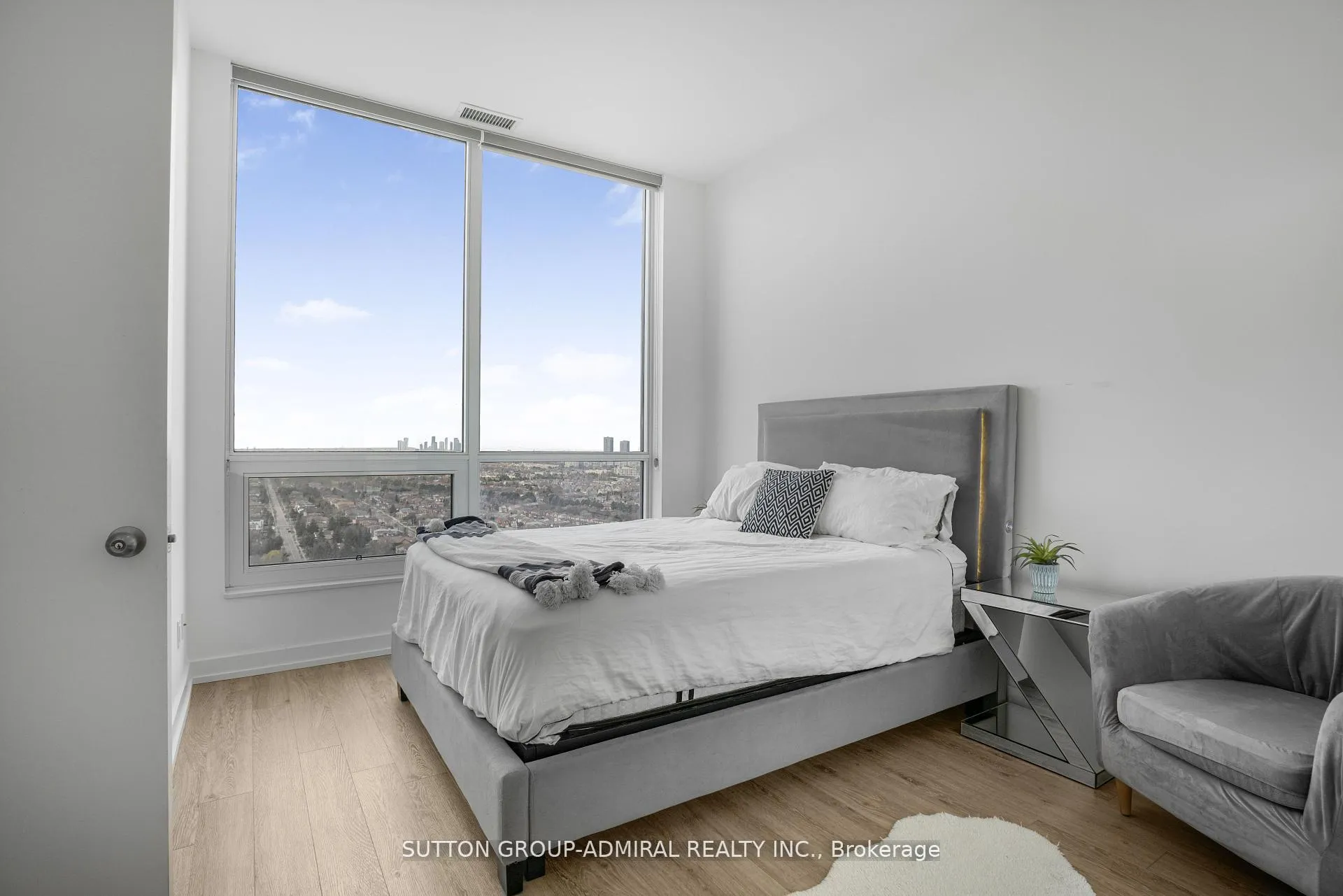 Photo 10 of Unit 3006, 1 Grandview Avenue, Markham, Thornhill — HOMEH