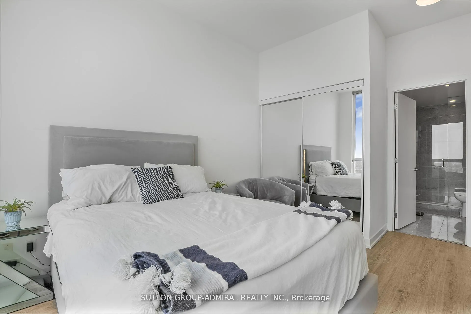Photo 11 of Unit 3006, 1 Grandview Avenue, Markham, Thornhill — HOMEH