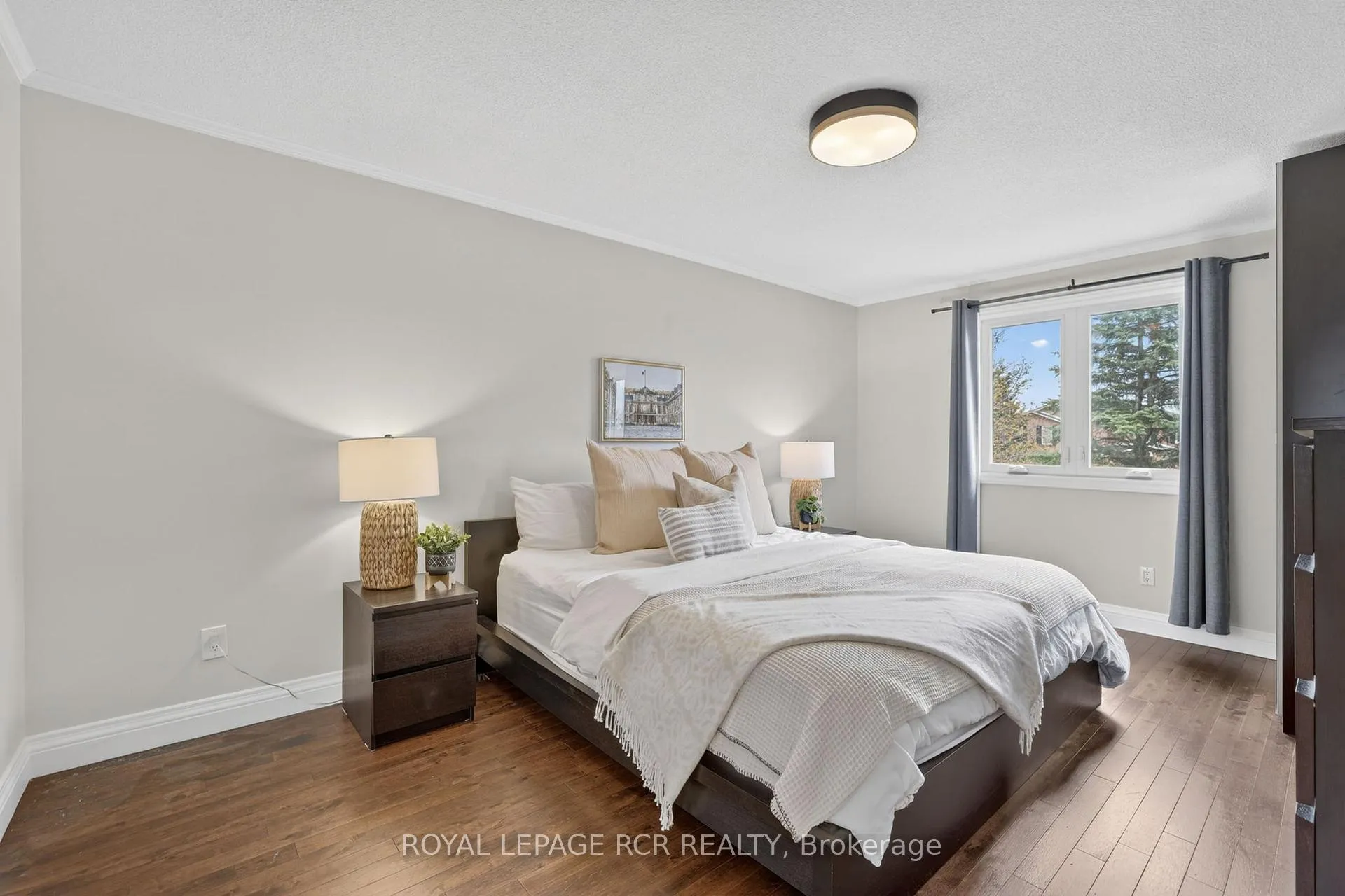 Photo 23 of 35 Mccabe Crescent, Caledon, Bolton North — HOMEH