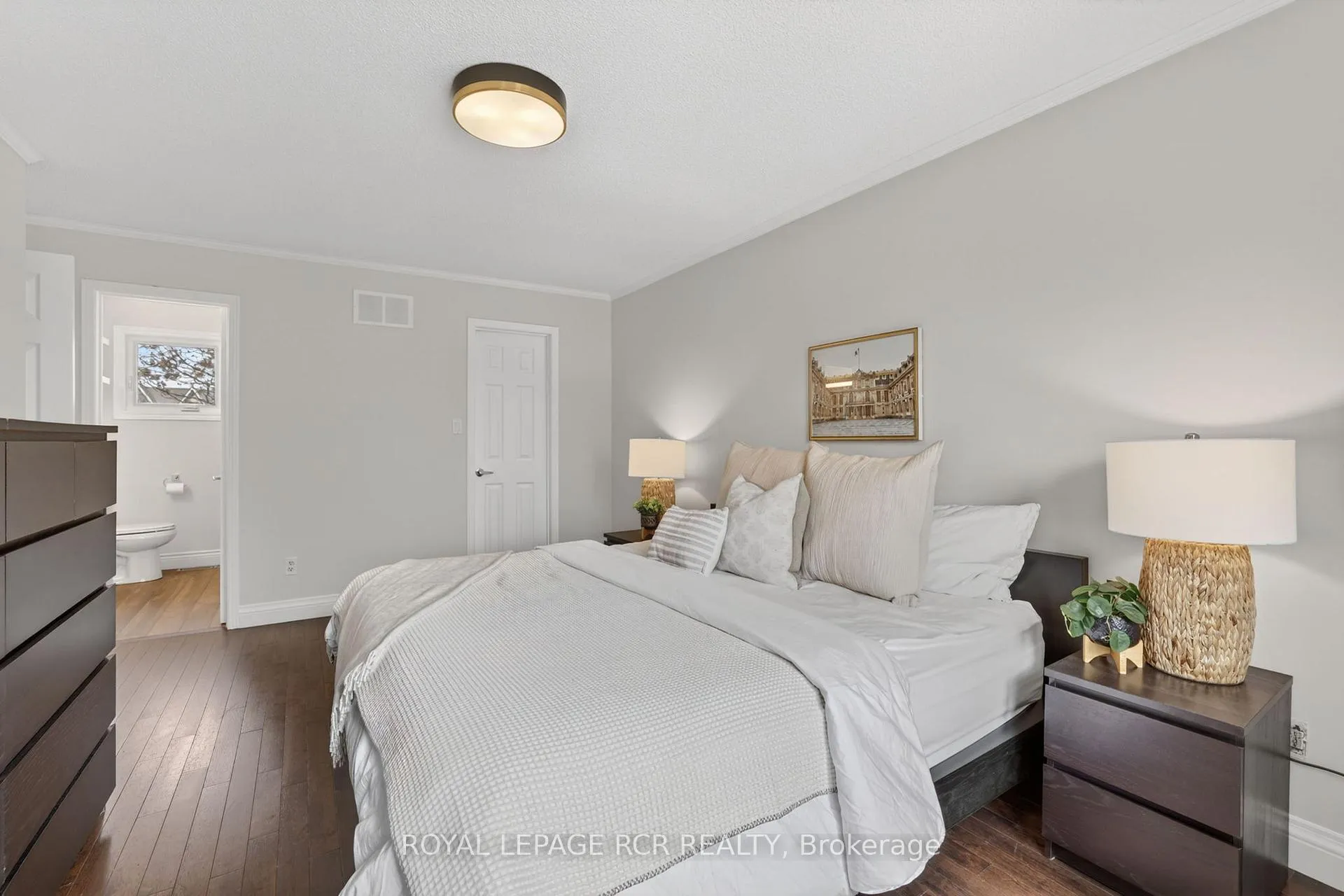 Photo 24 of 35 Mccabe Crescent, Caledon, Bolton North — HOMEH
