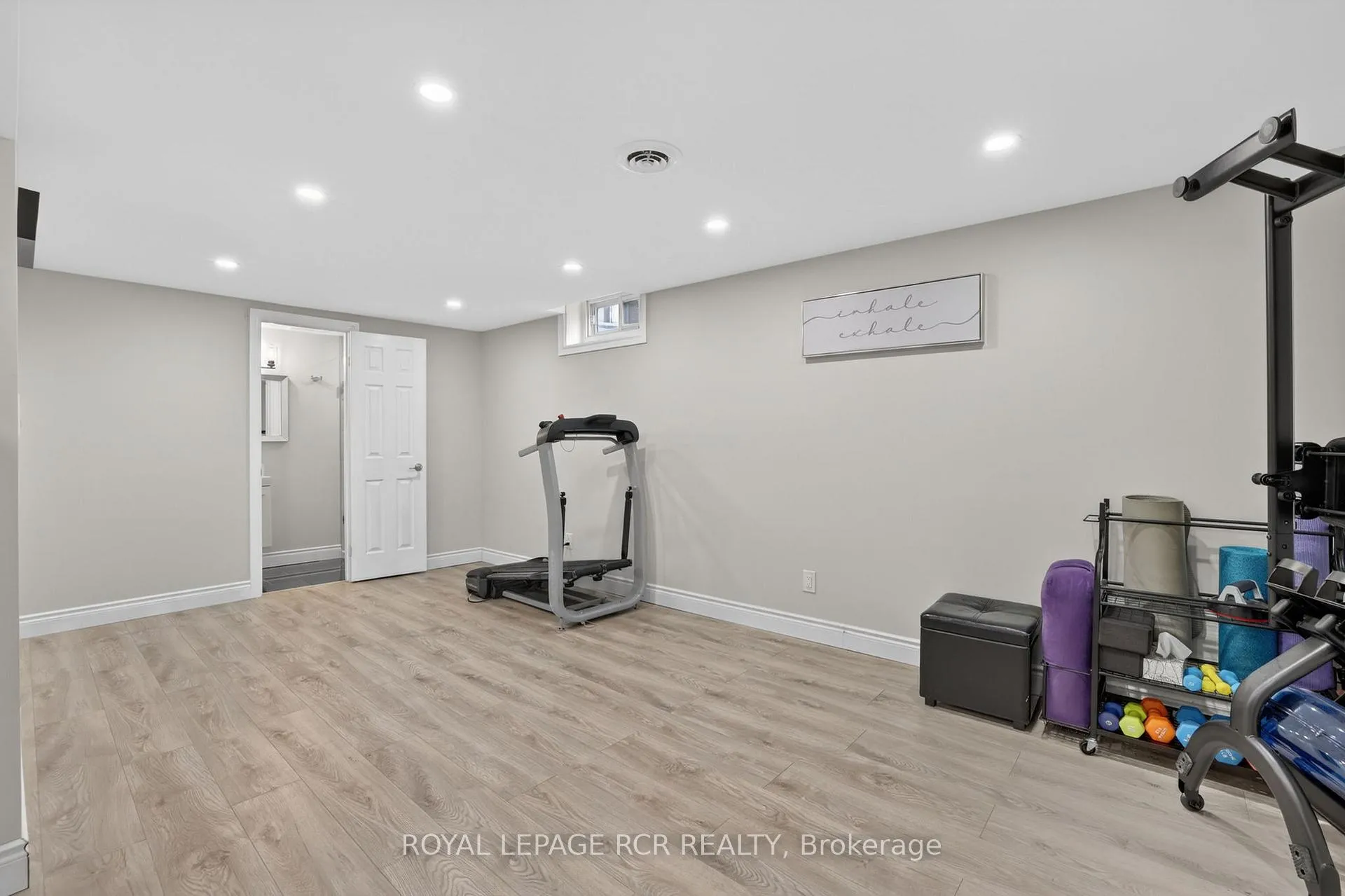 Photo 35 of 35 Mccabe Crescent, Caledon, Bolton North — HOMEH