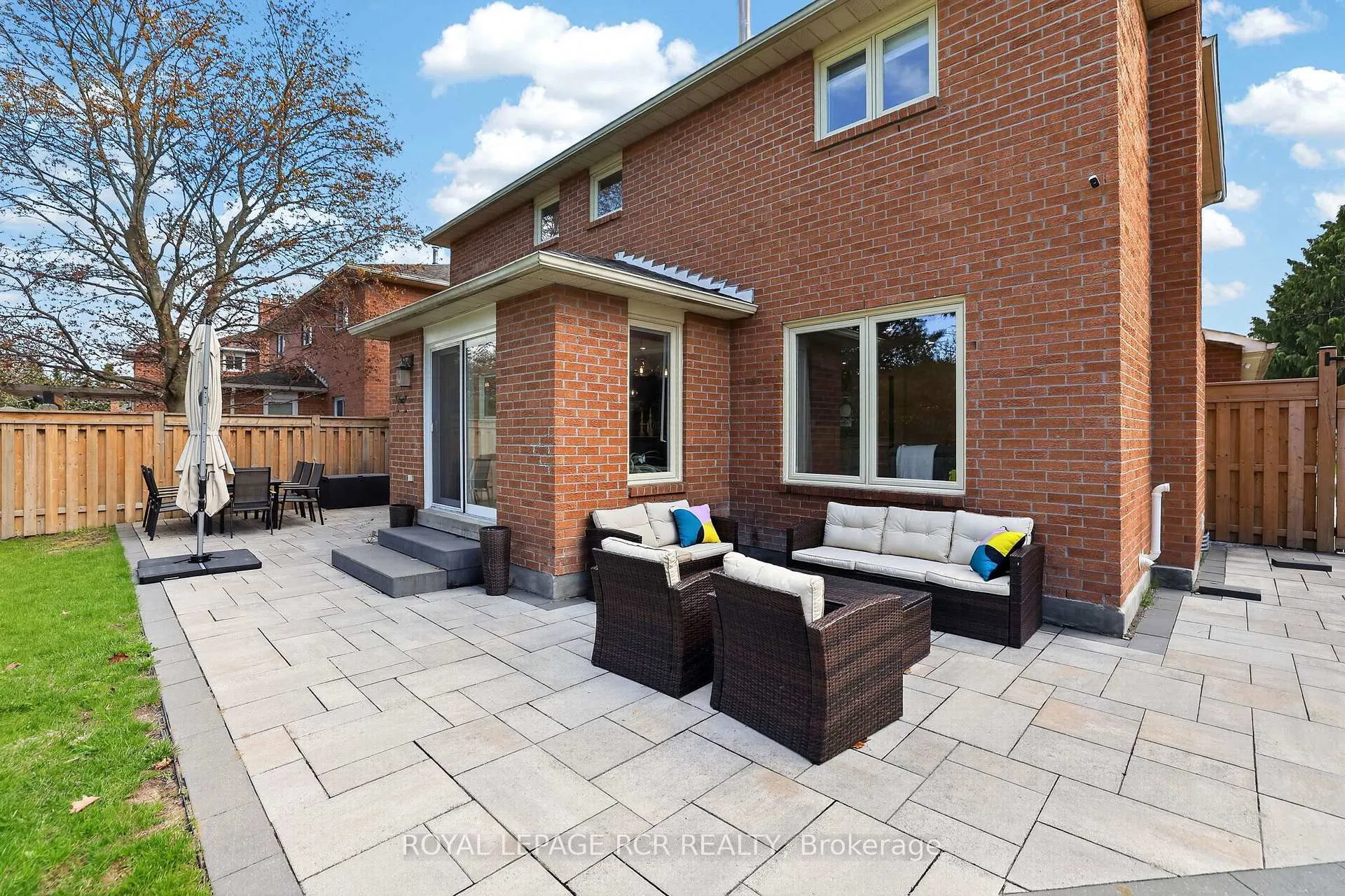 Photo 37 of 35 Mccabe Crescent, Caledon, Bolton North — HOMEH