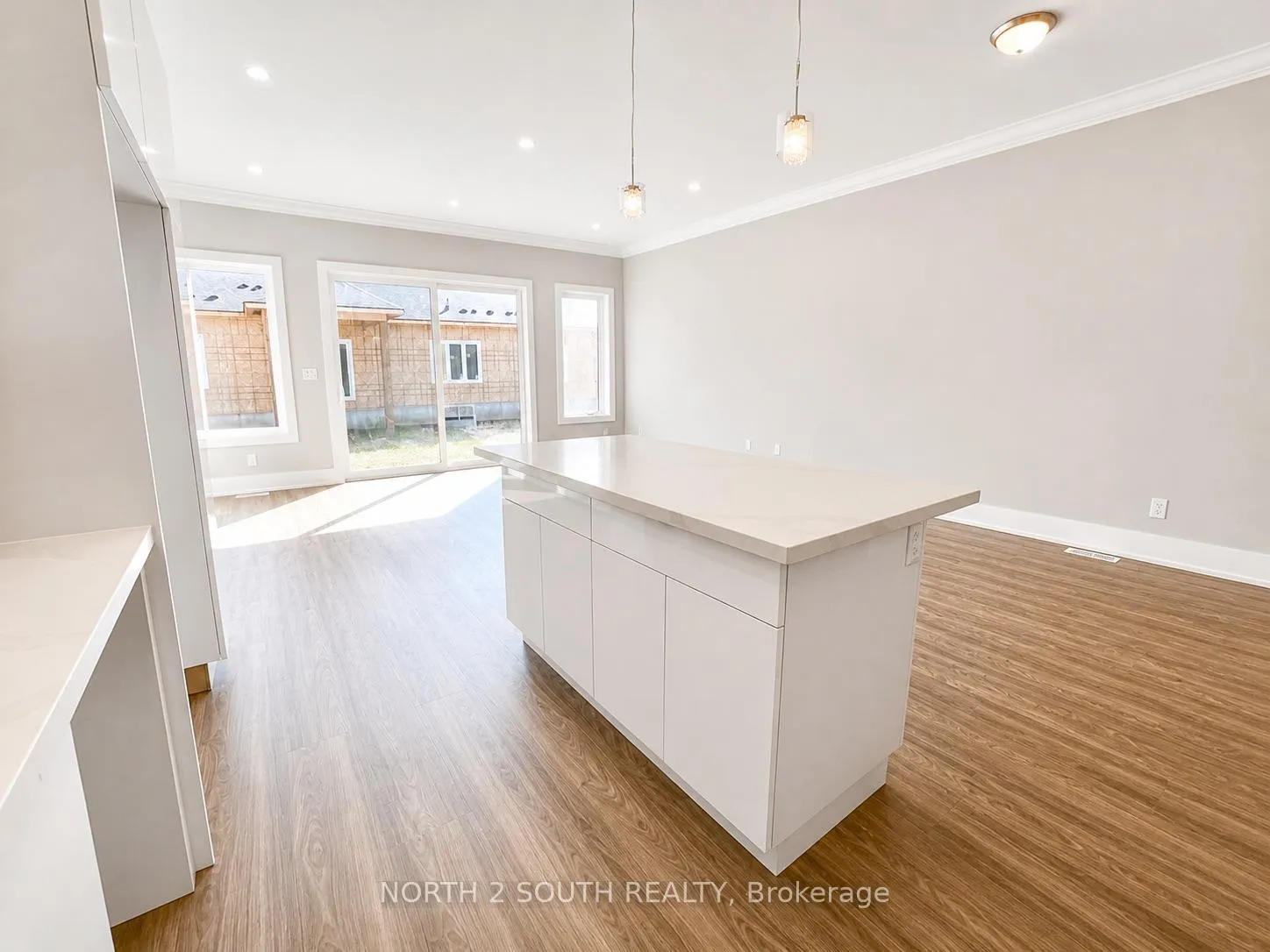 Photo 7 of 1056 Hansler Road, Welland, N. Welland — HOMEH