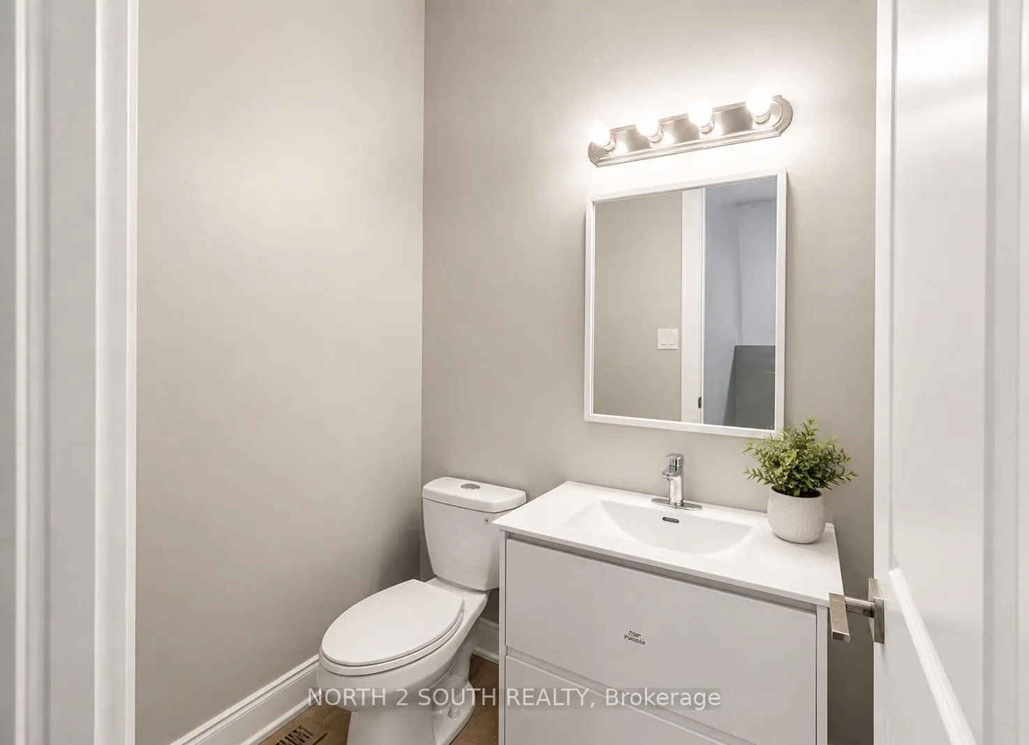 Photo 13 of 1056 Hansler Road, Welland, N. Welland — HOMEH
