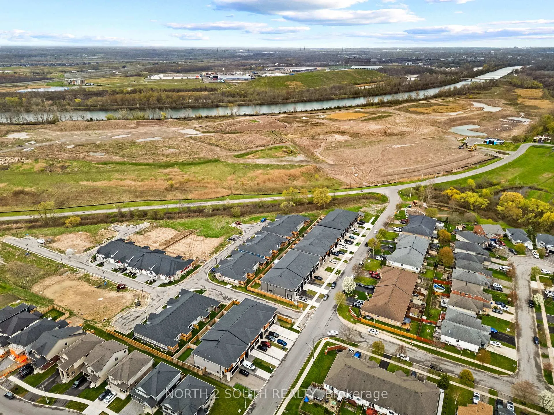 Photo 31 of 1056 Hansler Road, Welland, N. Welland — HOMEH