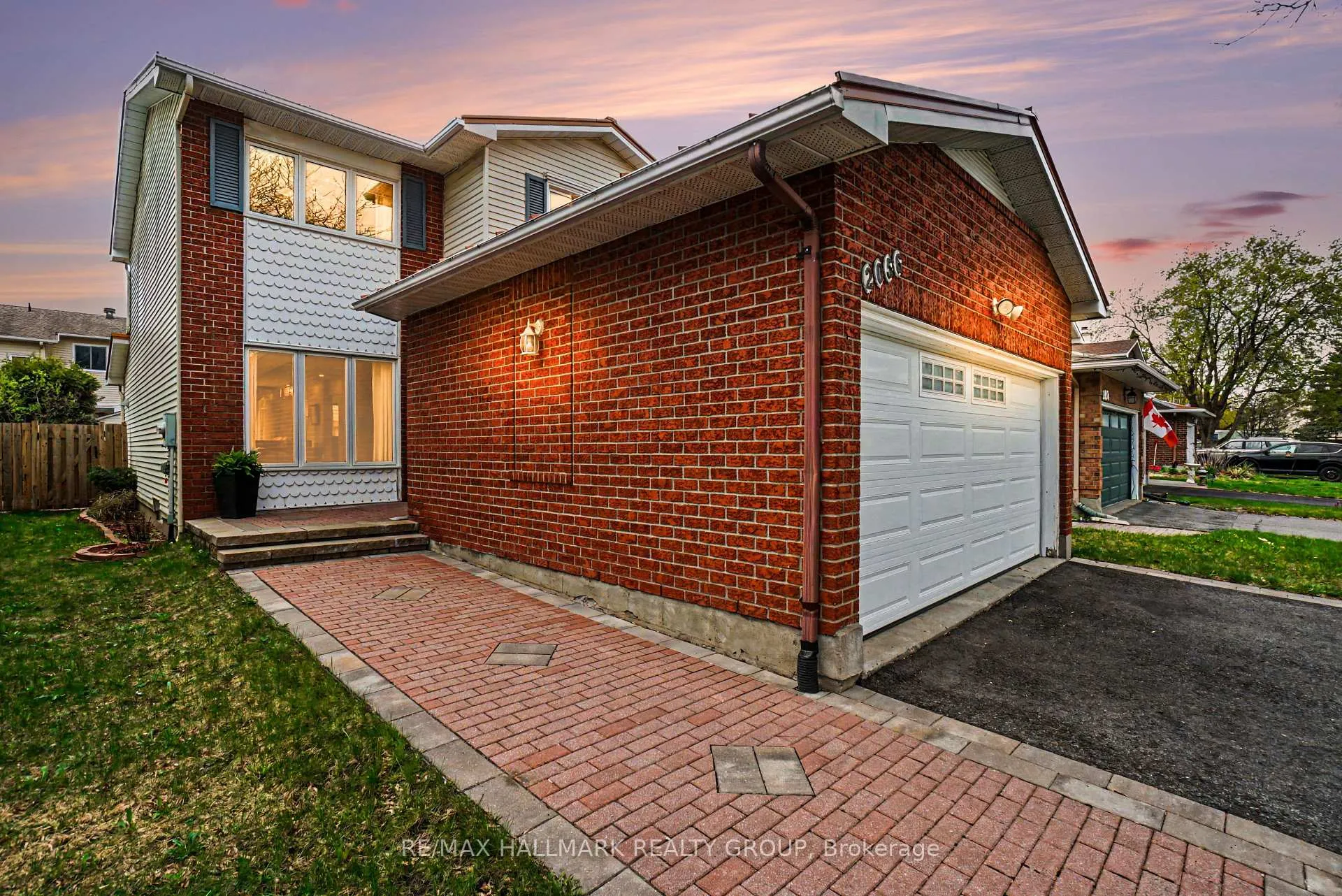 Photo 1 of 2056 Wildflower Drive, Ottawa, Queenswood Heights South — HOMEH