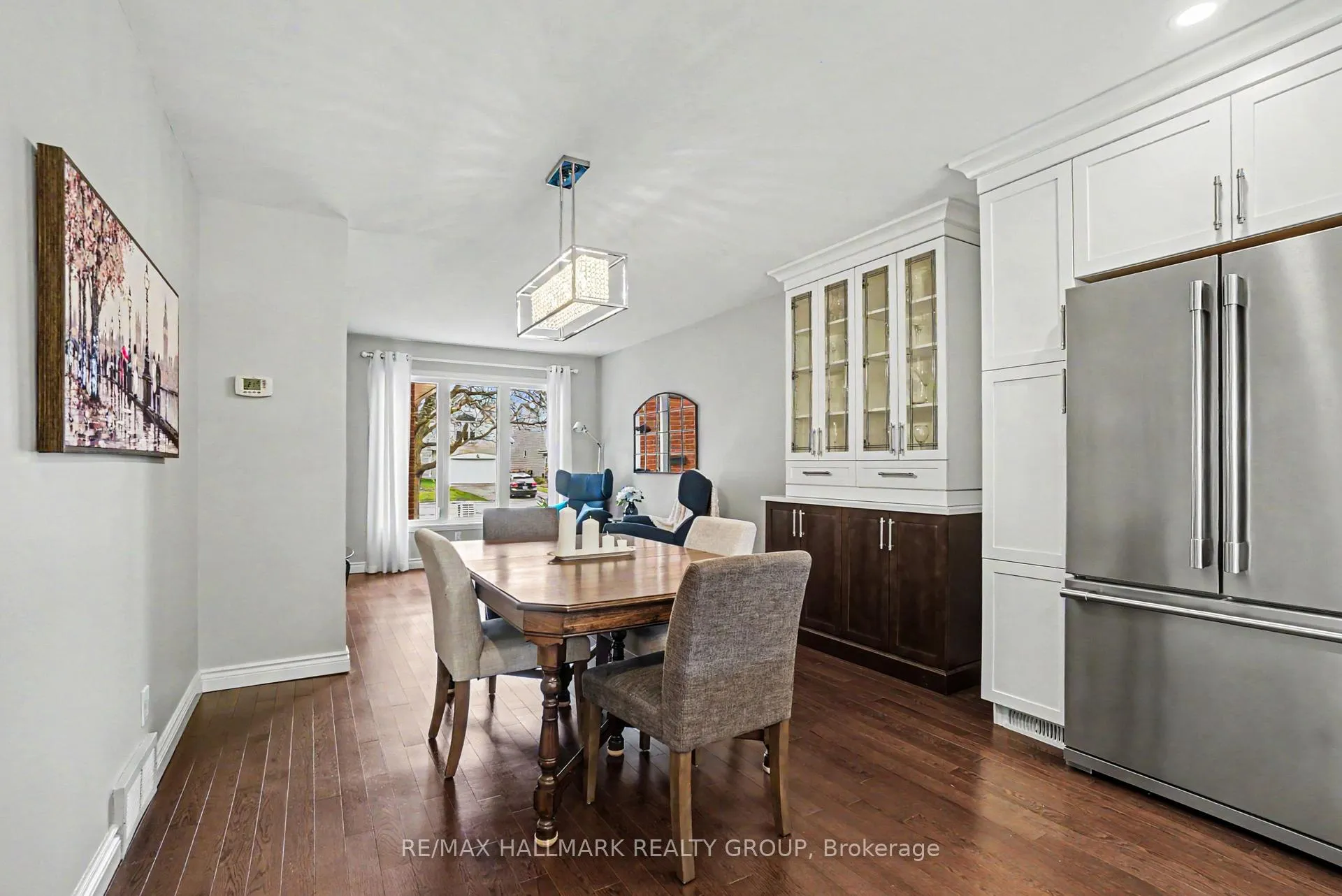 Photo 11 of 2056 Wildflower Drive, Ottawa, Queenswood Heights South — HOMEH