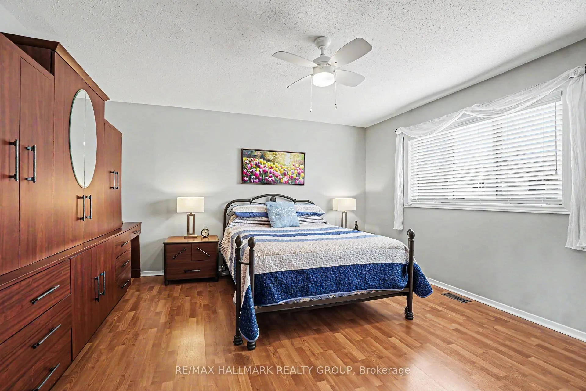 Photo 18 of 2056 Wildflower Drive, Ottawa, Queenswood Heights South — HOMEH
