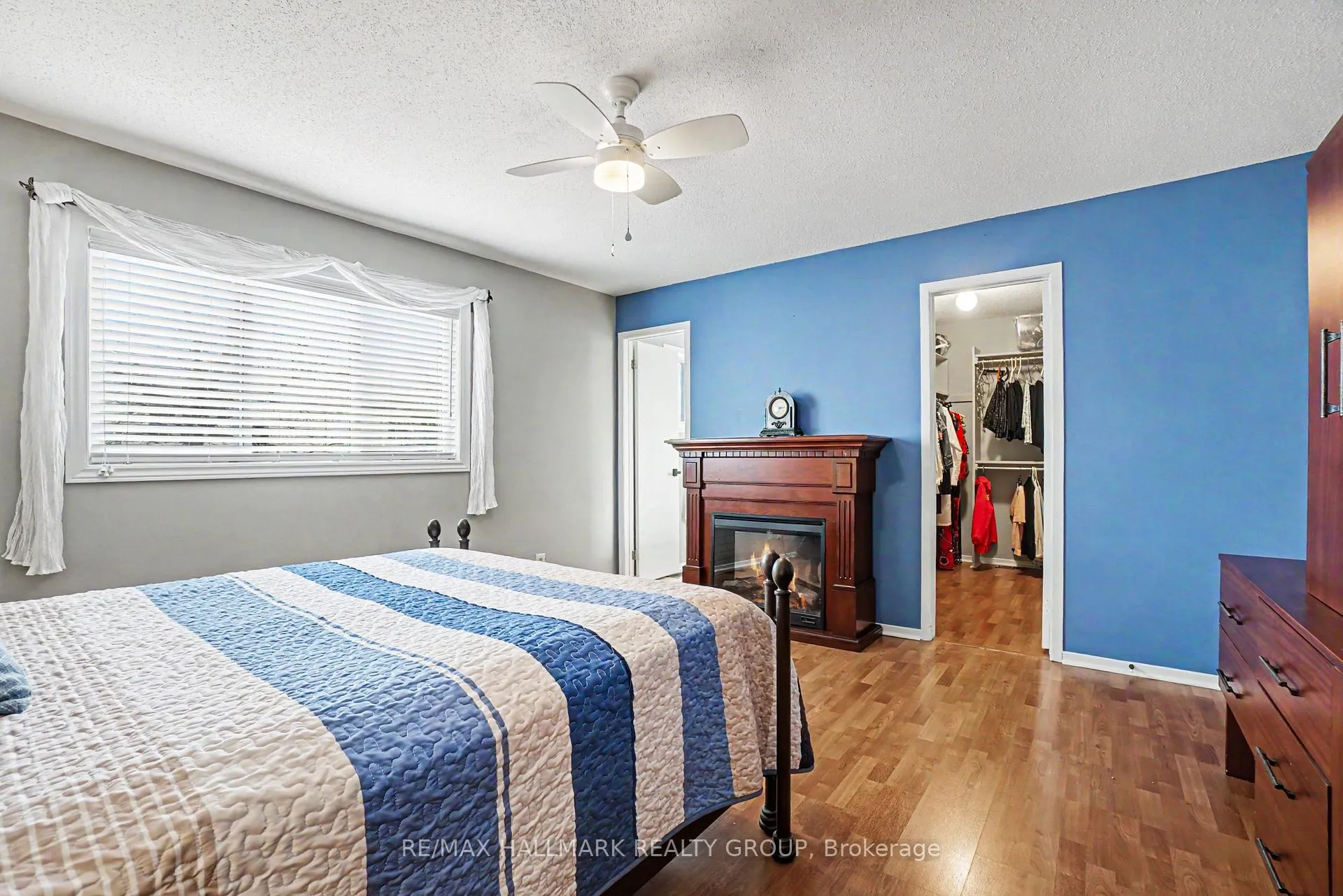 Photo 19 of 2056 Wildflower Drive, Ottawa, Queenswood Heights South — HOMEH