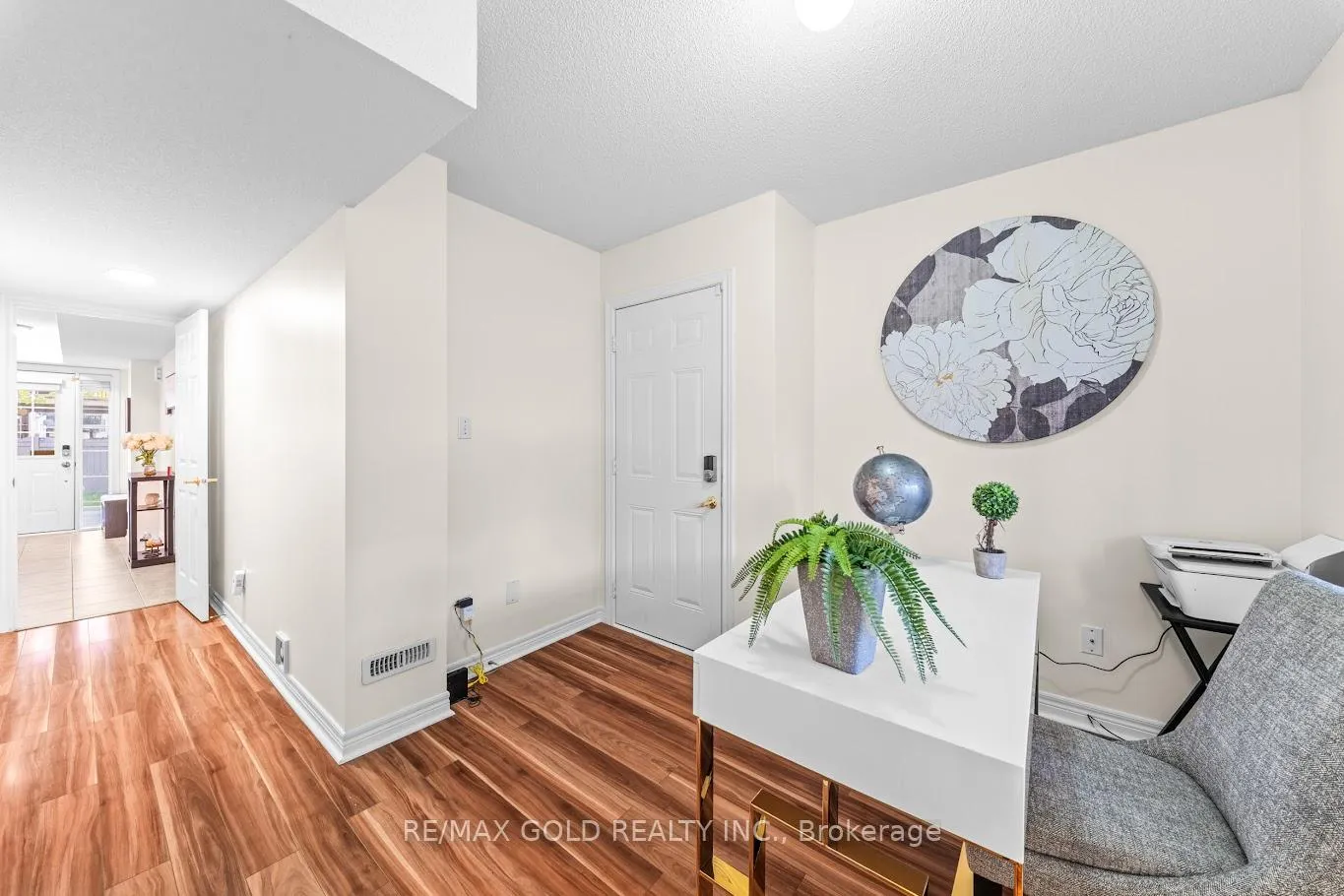 Photo 10 of 52 Arizona Drive, Brampton, Bram West — HOMEH