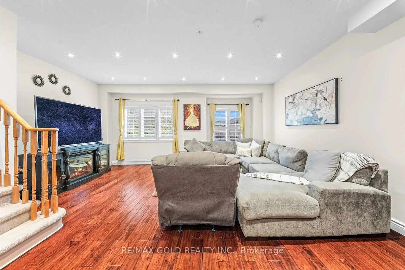 Photo 15 of 52 Arizona Drive, Brampton, Bram West — HOMEH