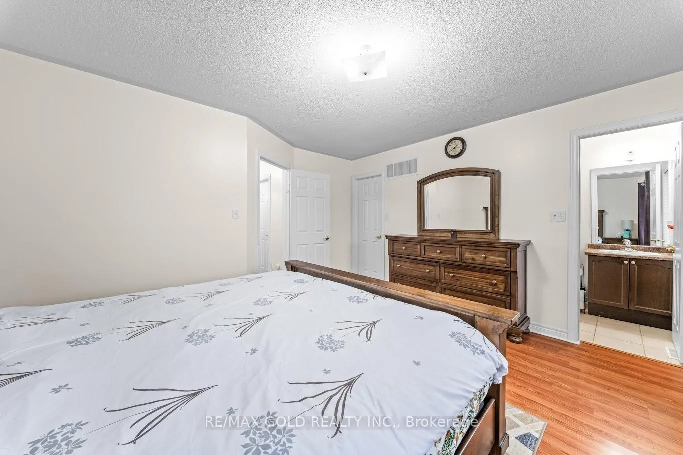 Photo 35 of 52 Arizona Drive, Brampton, Bram West — HOMEH