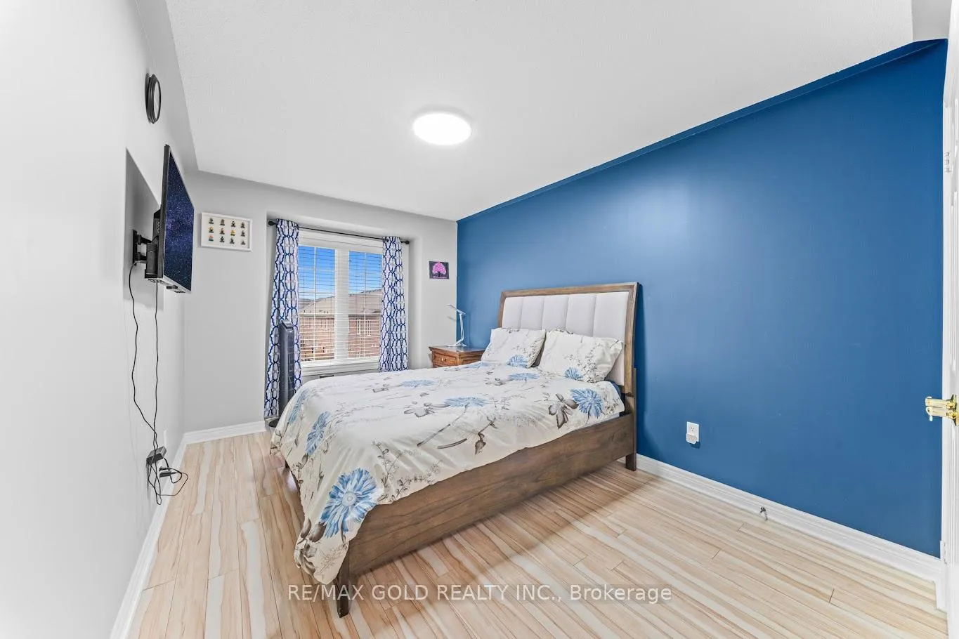 Photo 37 of 52 Arizona Drive, Brampton, Bram West — HOMEH