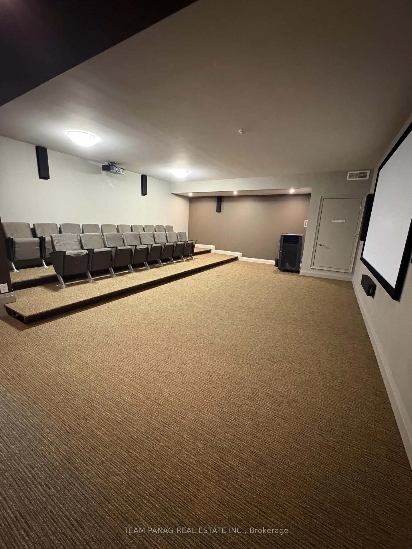 Photo 27 of Unit 203, 100 John Street, Brampton, Downtown Brampton — HOMEH