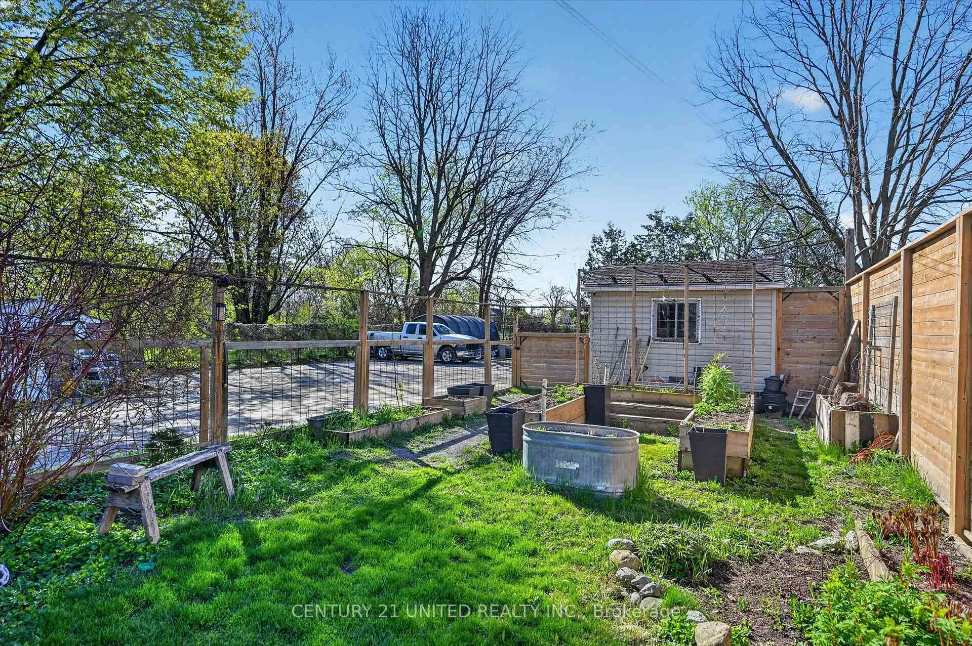 Photo 43 of 201 Romaine Street, Peterborough, Otonabee Ward 1 — HOMEH