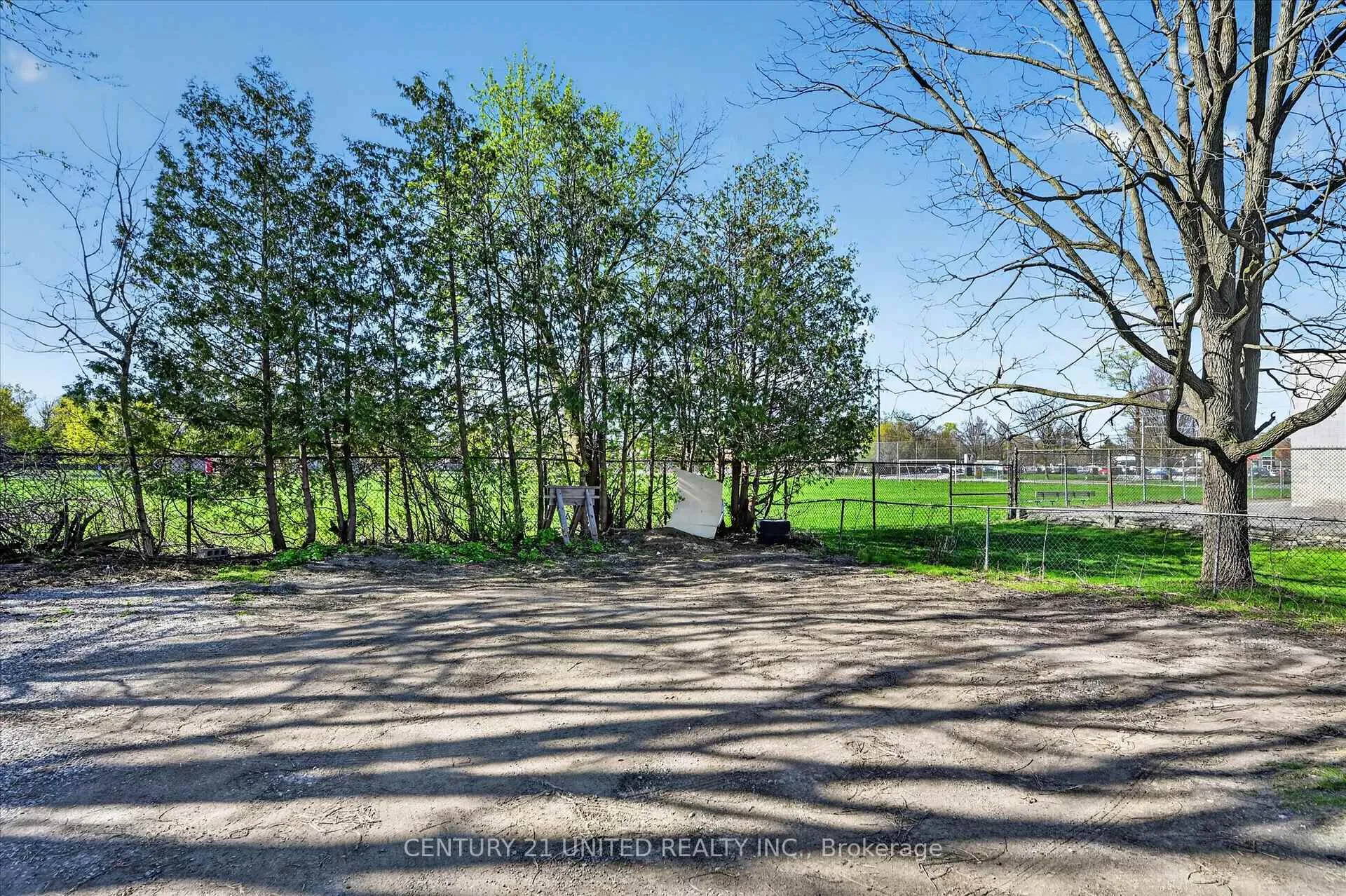 Photo 50 of 201 Romaine Street, Peterborough, Otonabee Ward 1 — HOMEH