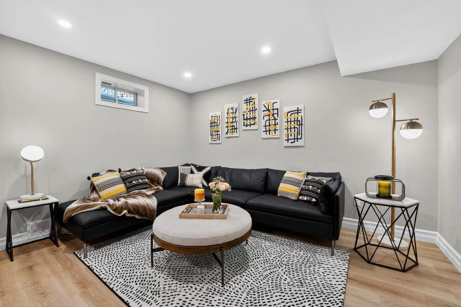 Photo 29 of Unit 19, 2920 Headon Forest, Burlington, Headon — HOMEH