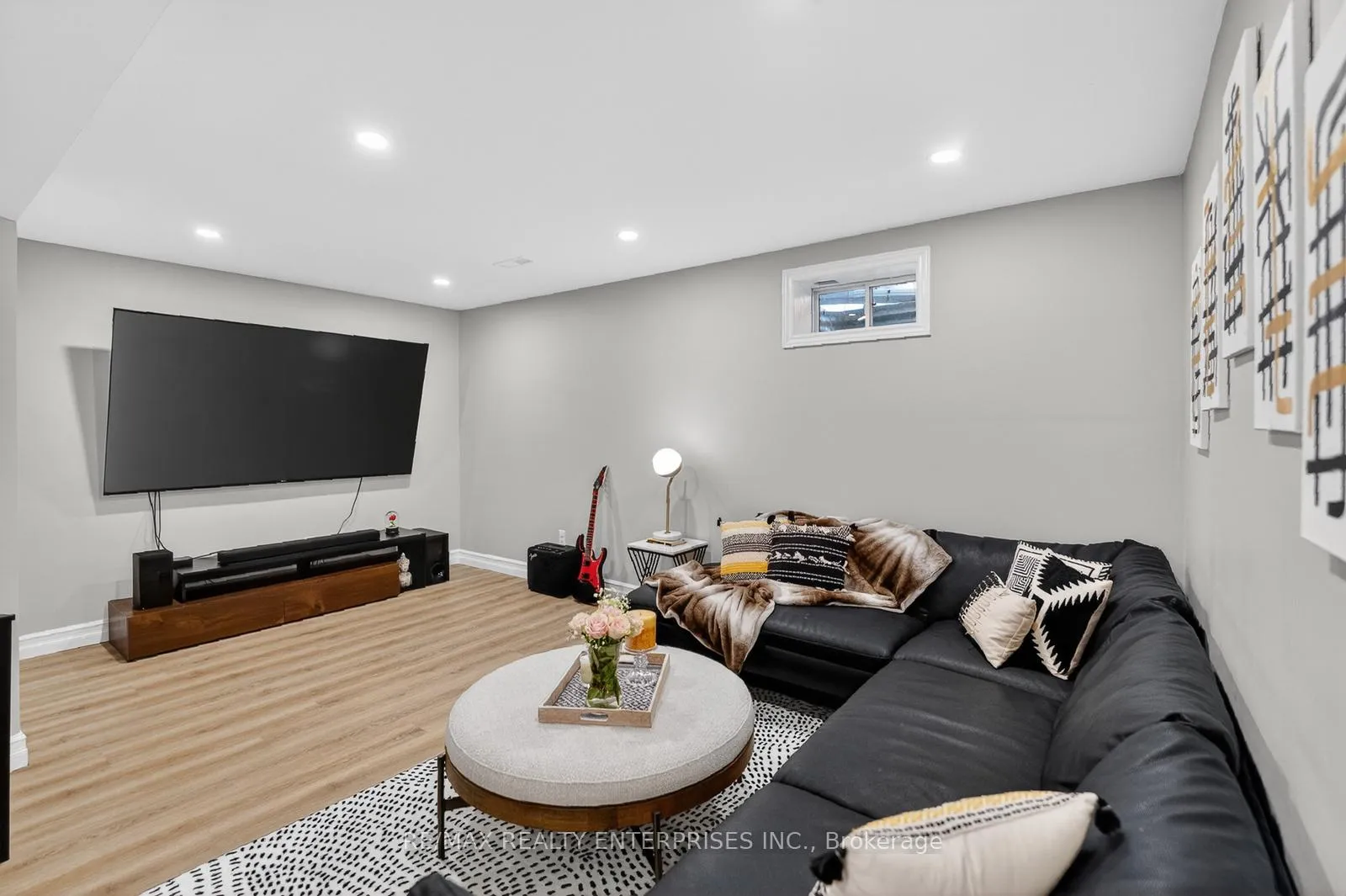 Photo 30 of Unit 19, 2920 Headon Forest, Burlington, Headon — HOMEH