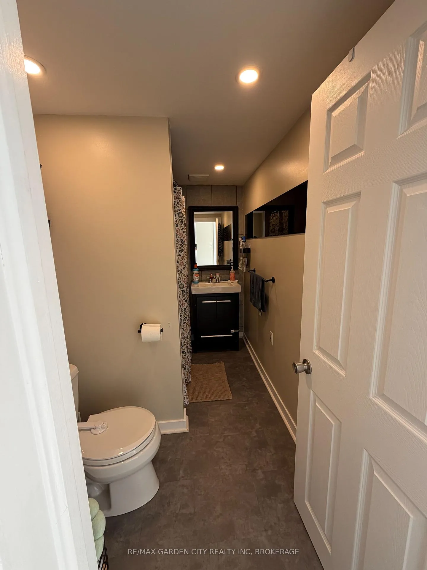Photo 6 of 39 Margery Avenue, St. Catharines, Haig — HOMEH