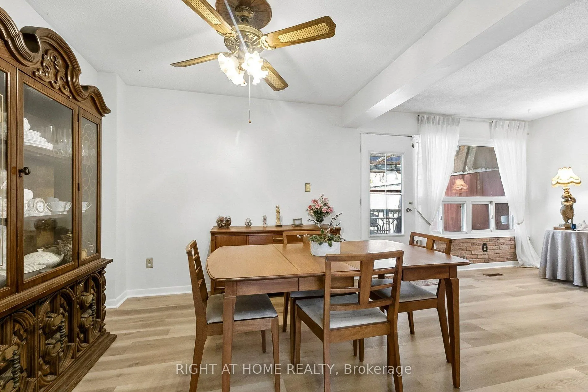 Photo 18 of 10 Sachems Place, Scarborough, Malvern — HOMEH