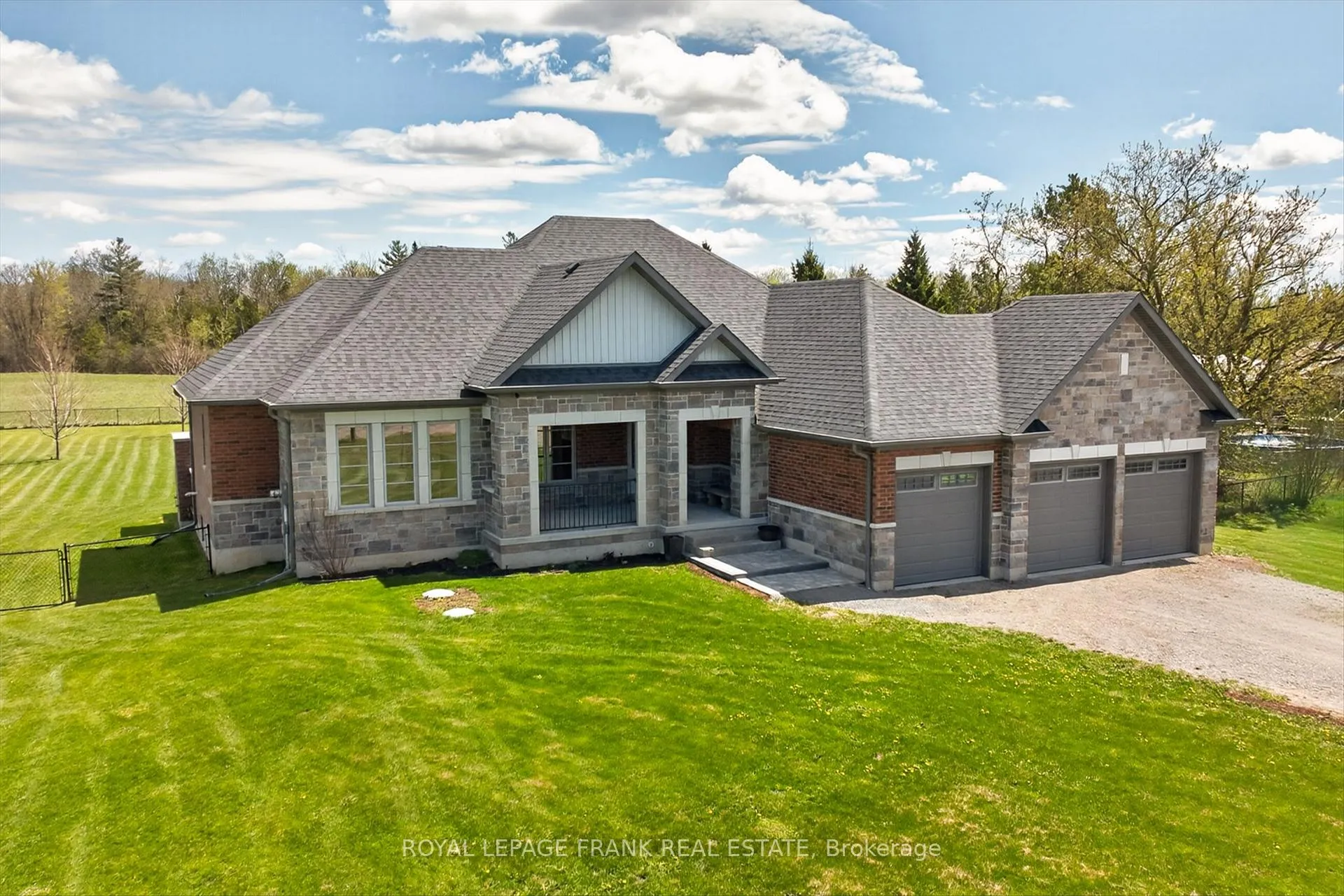 Photo 3 of 1595 County Road 10, Cavan Monaghan, Cavan Twp — HOMEH
