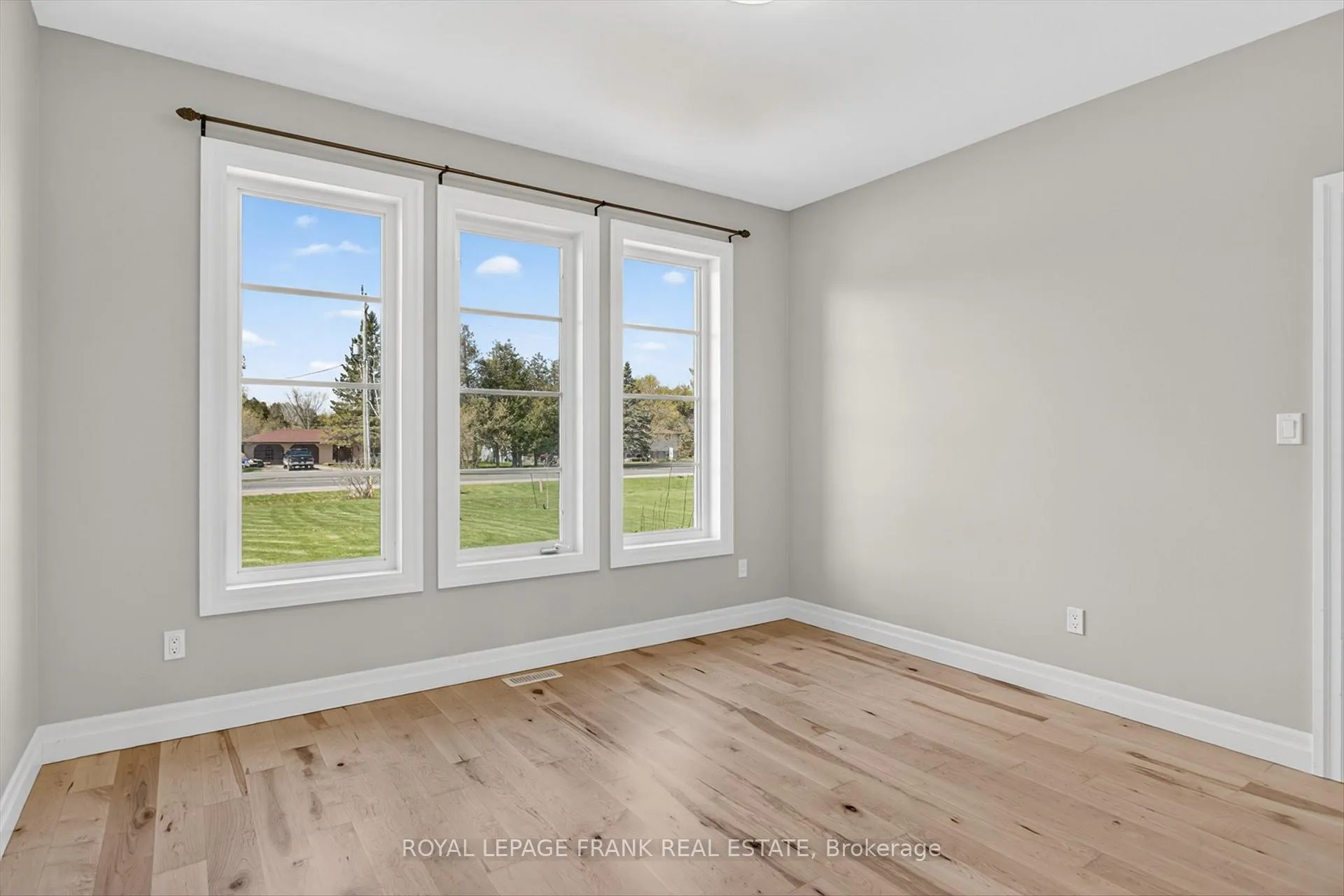 Photo 25 of 1595 County Road 10, Cavan Monaghan, Cavan Twp — HOMEH