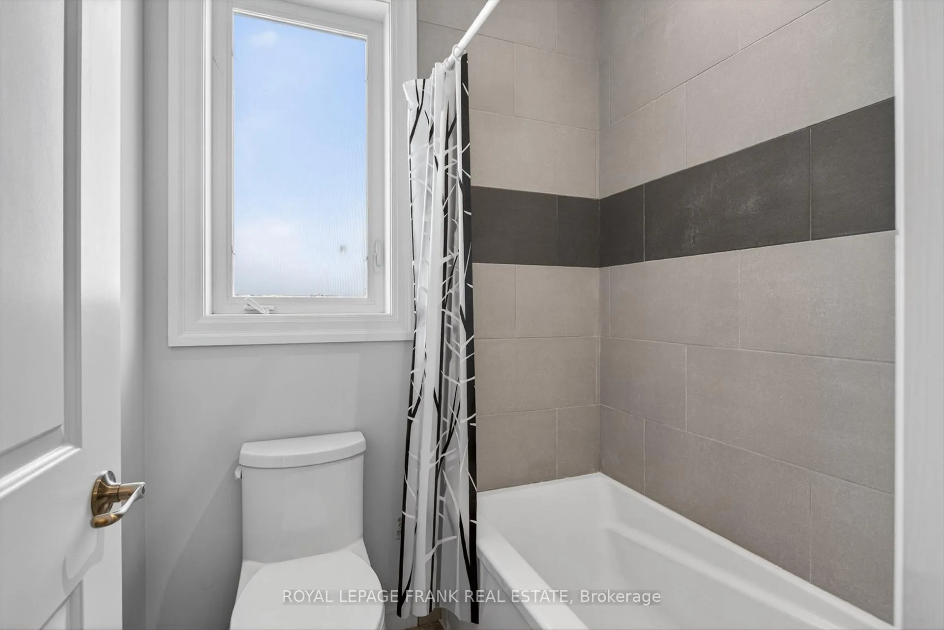 Photo 28 of 1595 County Road 10, Cavan Monaghan, Cavan Twp — HOMEH